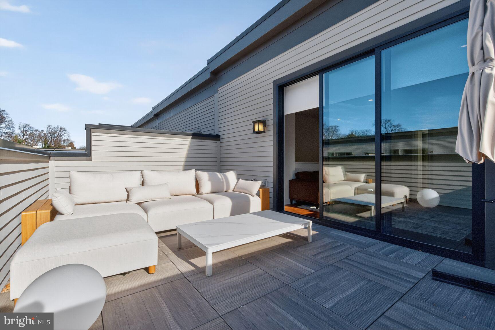 WESTBARD SQUARE - Residential