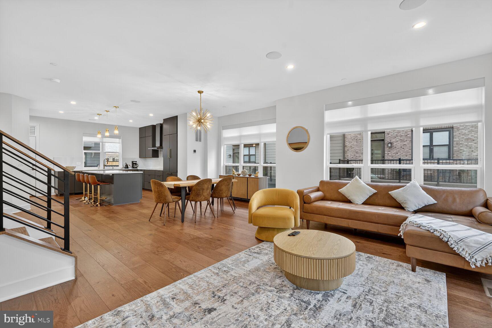 WESTBARD SQUARE - Residential