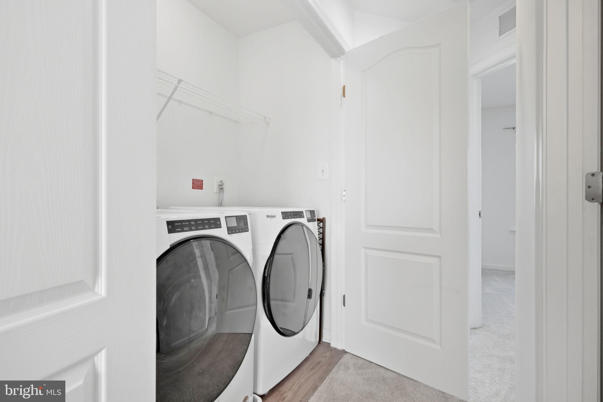 MCCAULEY CROSSING - Residential Lease