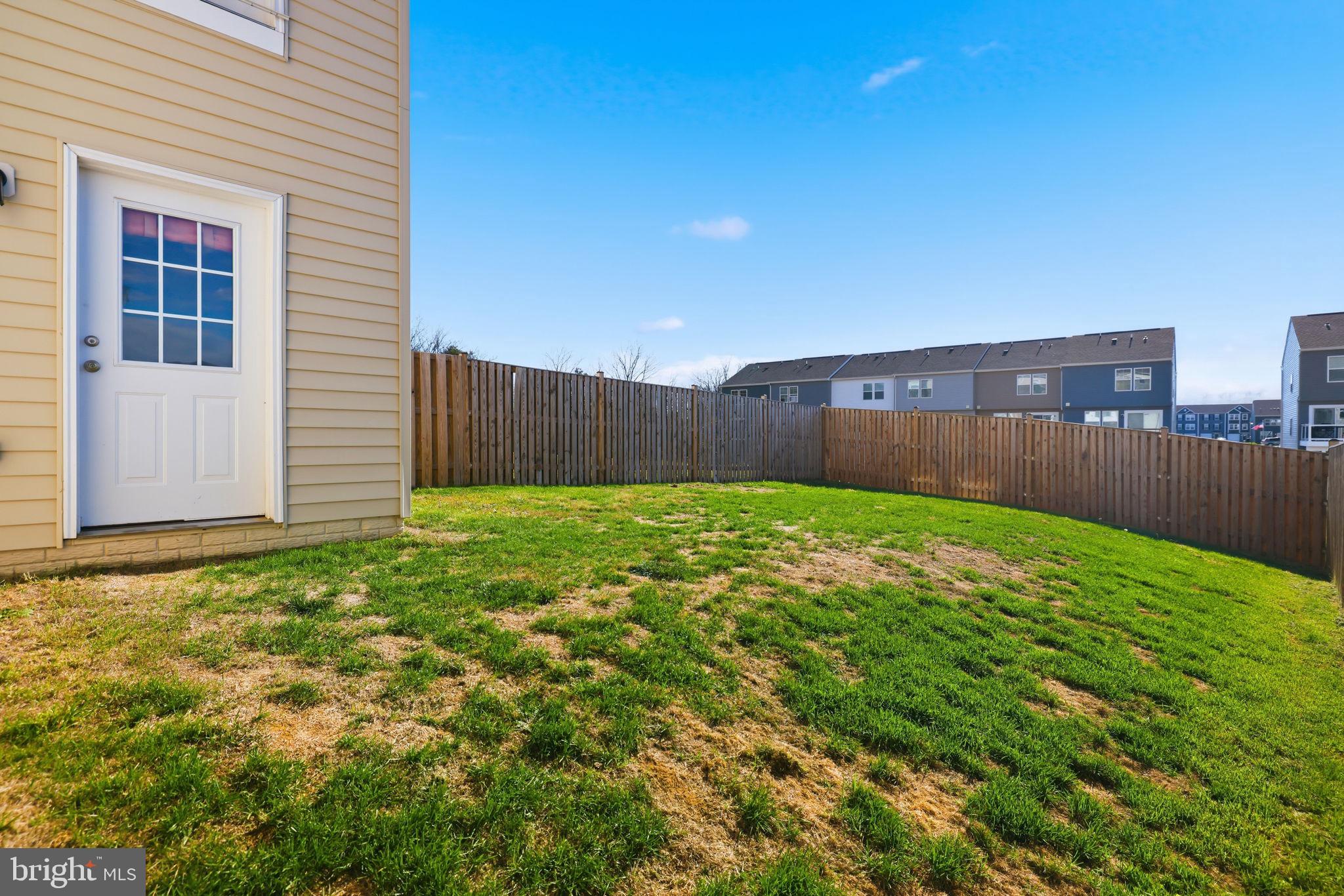 MCCAULEY CROSSING - Residential Lease