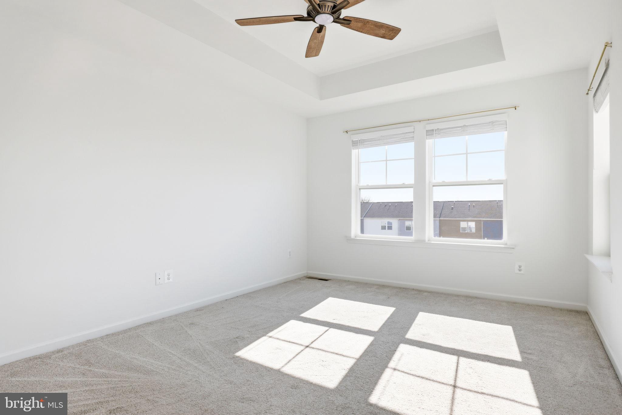 MCCAULEY CROSSING - Residential Lease