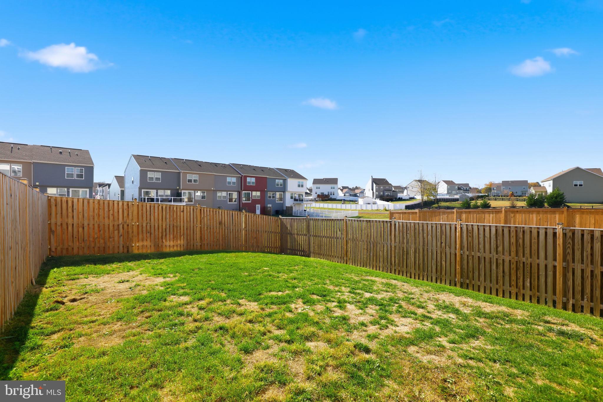 MCCAULEY CROSSING - Residential Lease