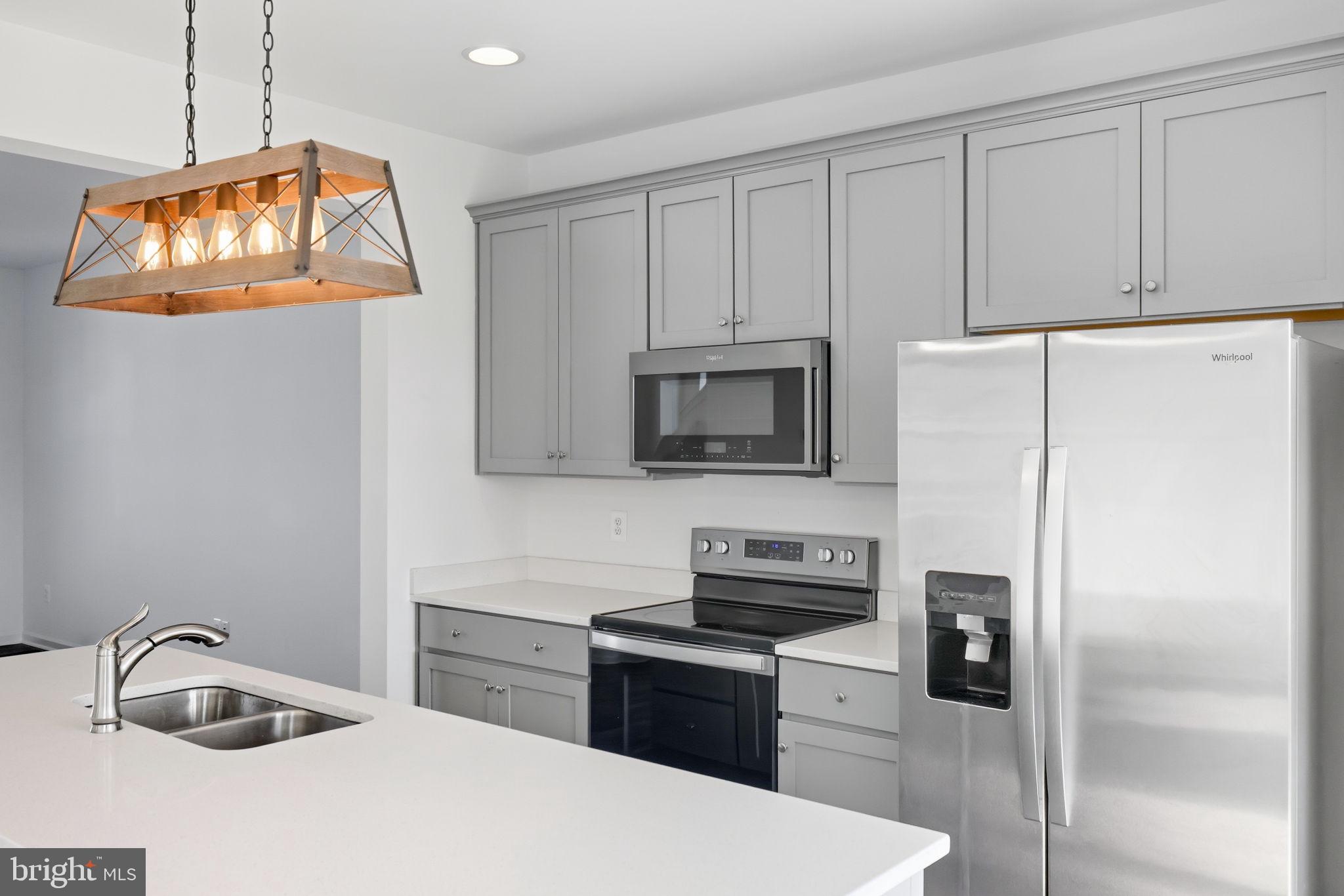 MCCAULEY CROSSING - Residential Lease