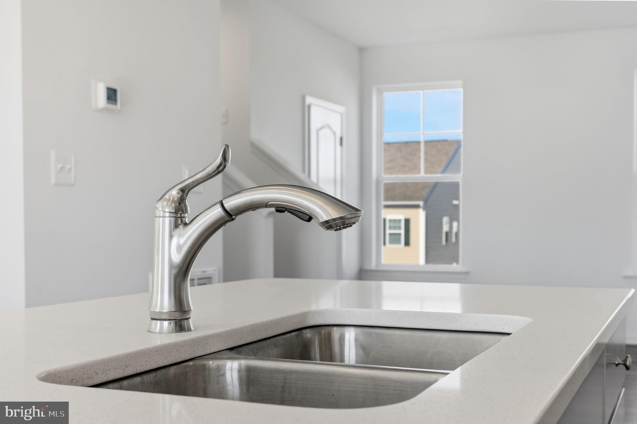 MCCAULEY CROSSING - Residential Lease