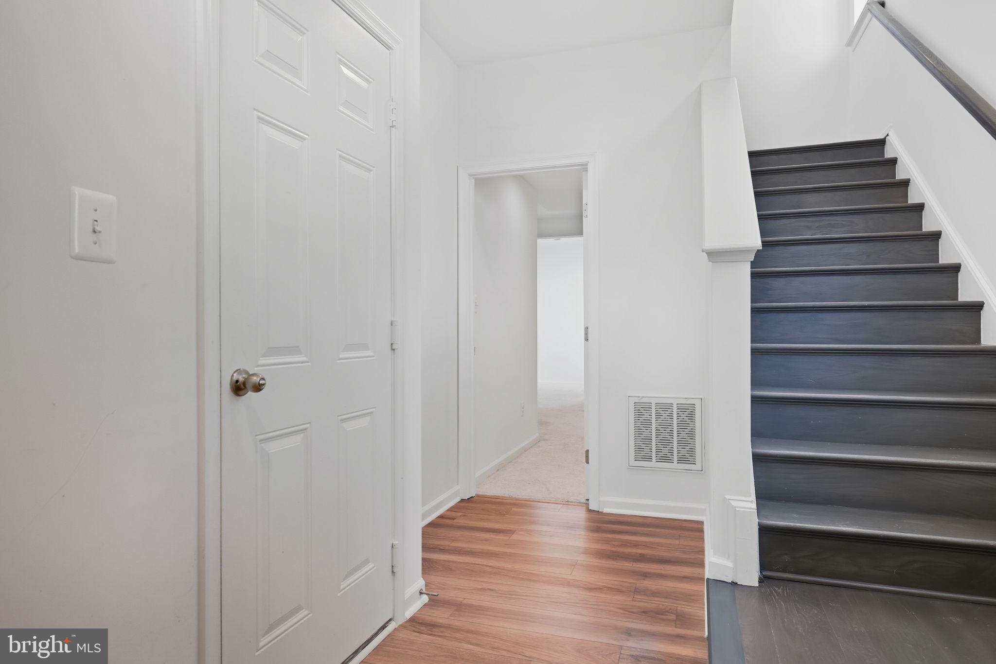 MCCAULEY CROSSING - Residential Lease