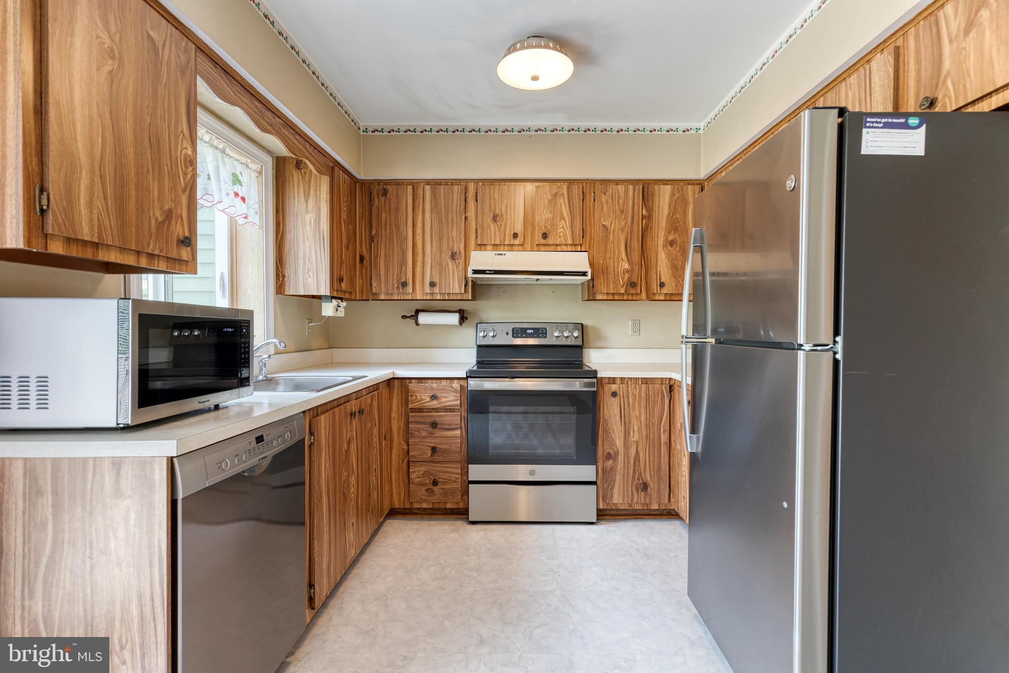 RICHARDSON MEWS - Residential