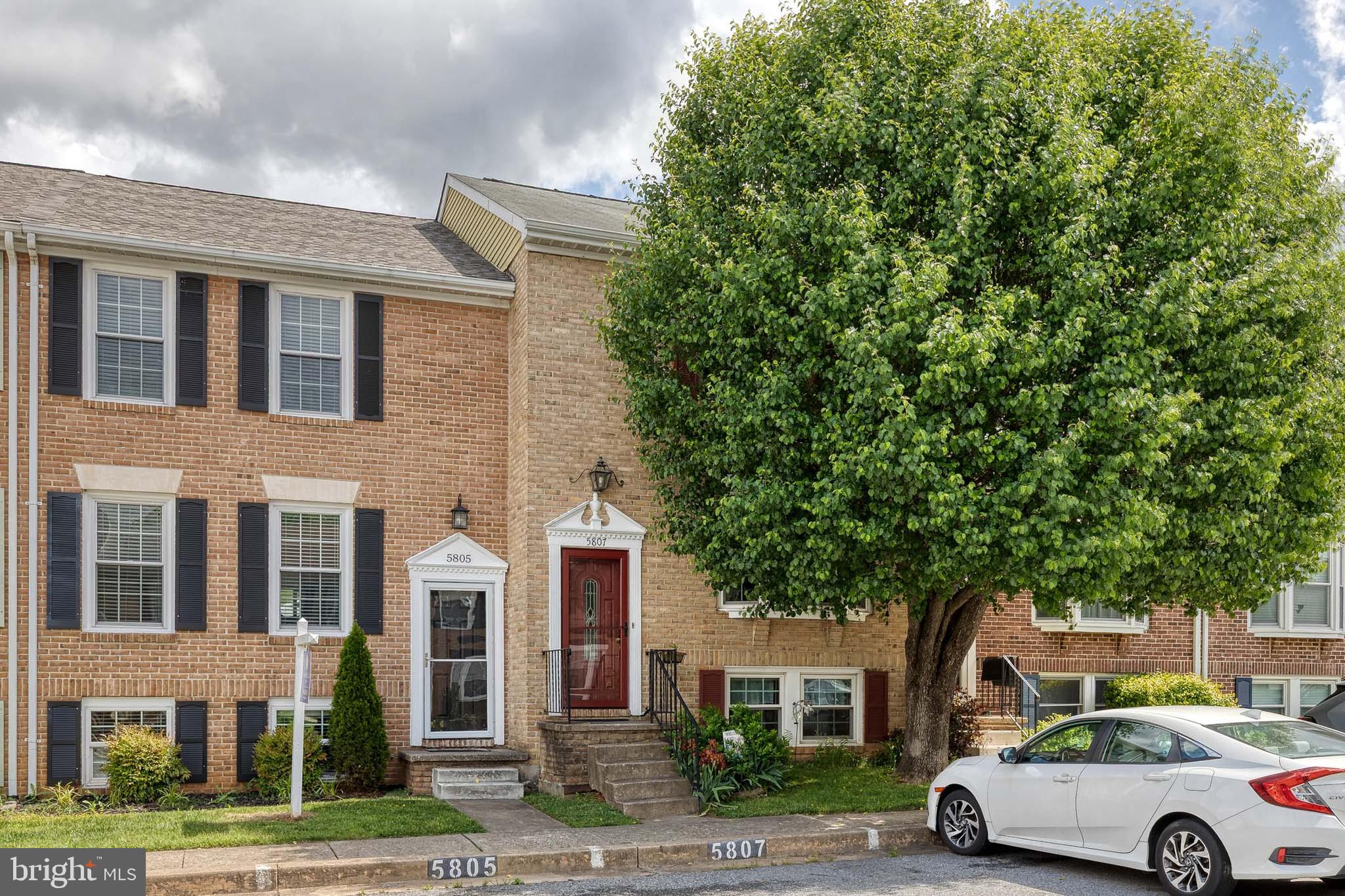 RICHARDSON MEWS - Residential