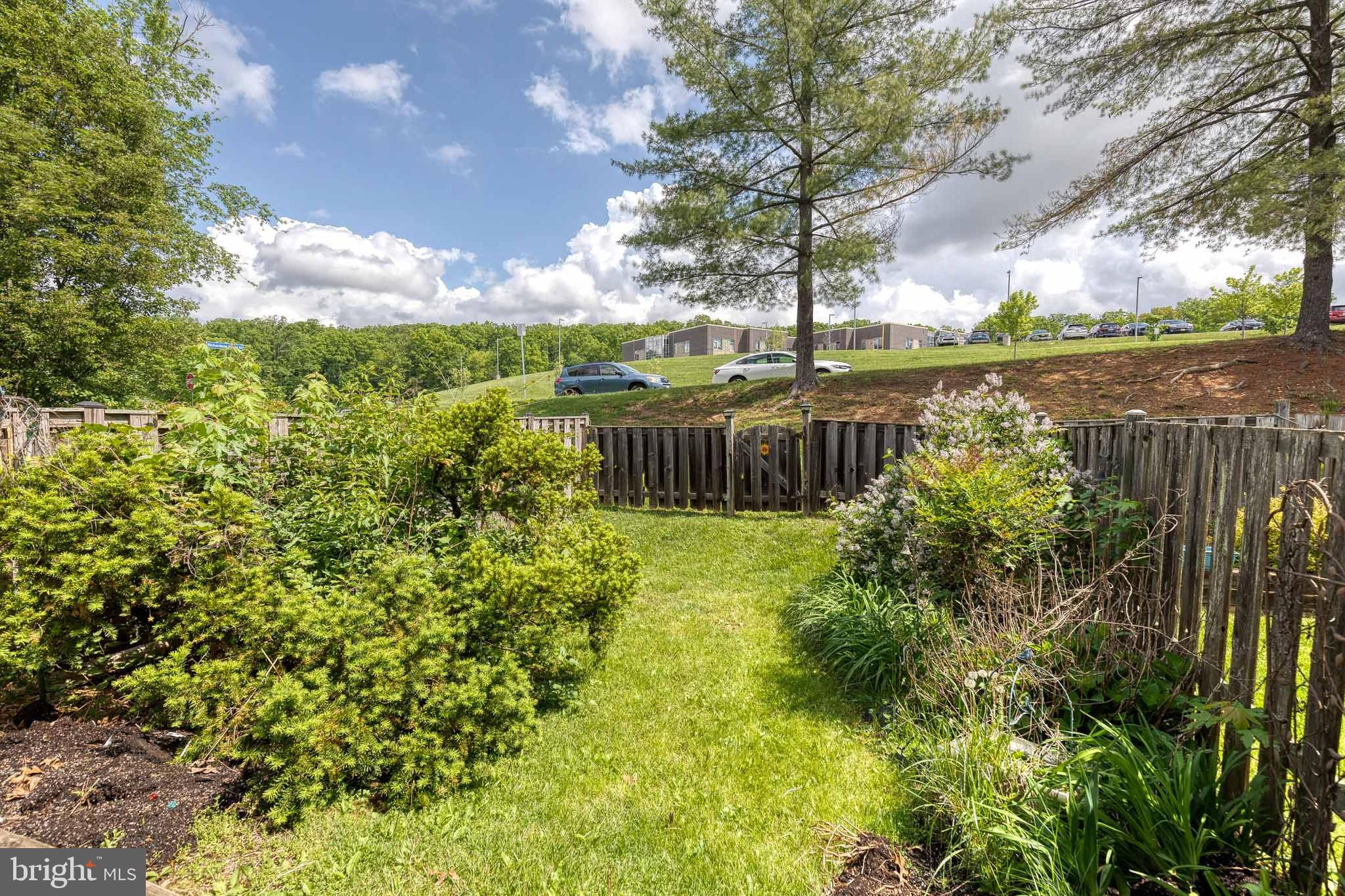 RICHARDSON MEWS - Residential