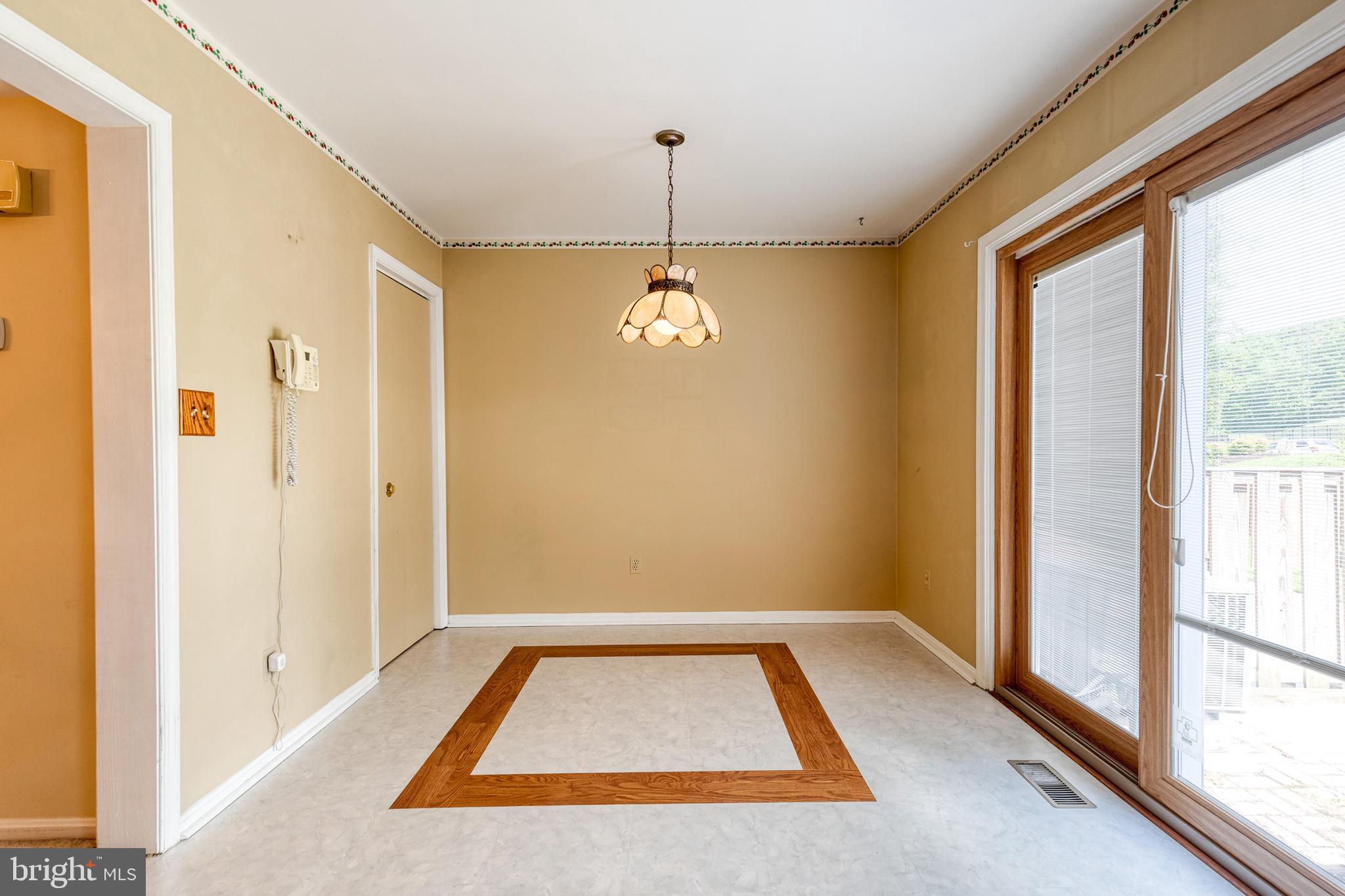 RICHARDSON MEWS - Residential