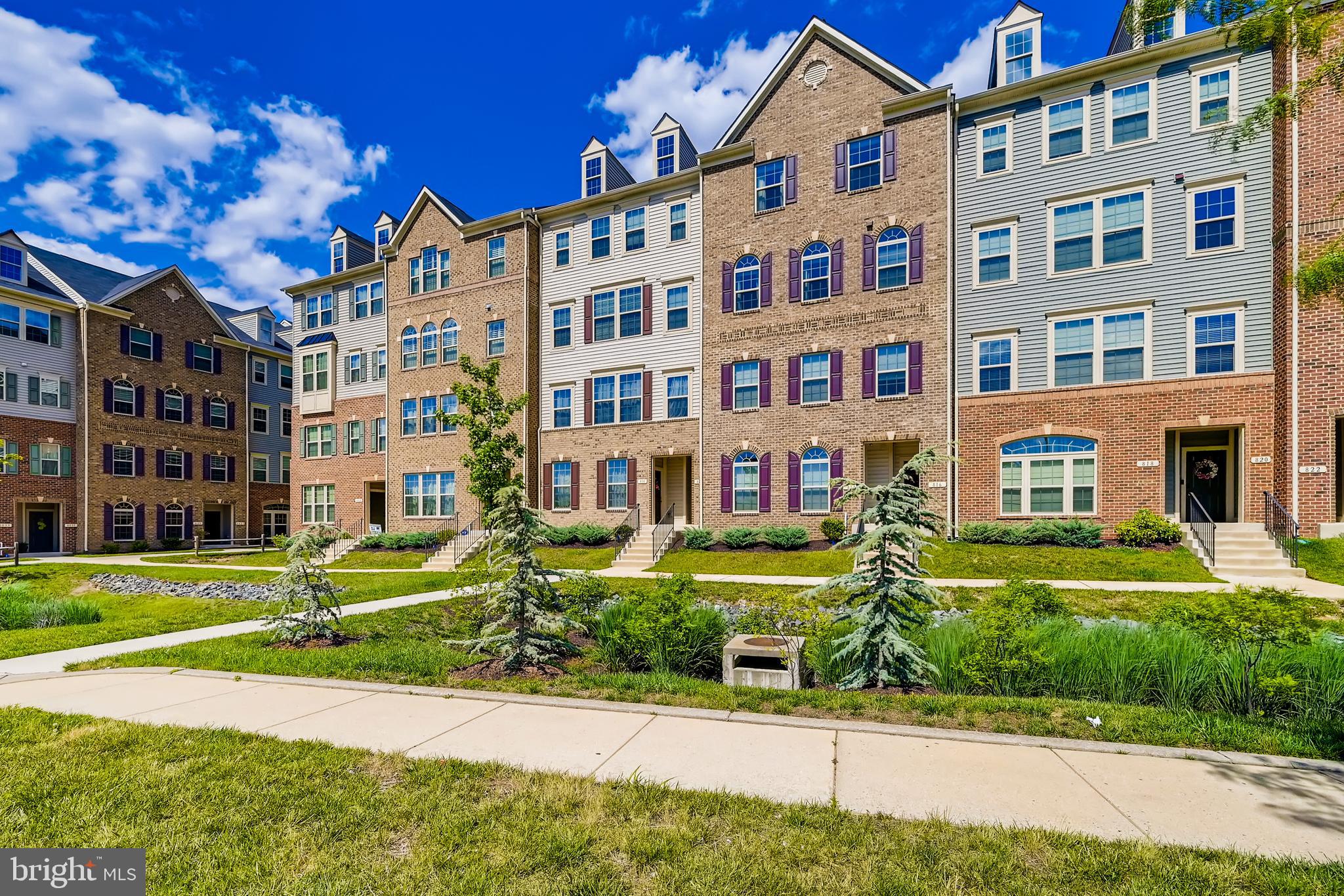 PINEY ORCHARD - Residential