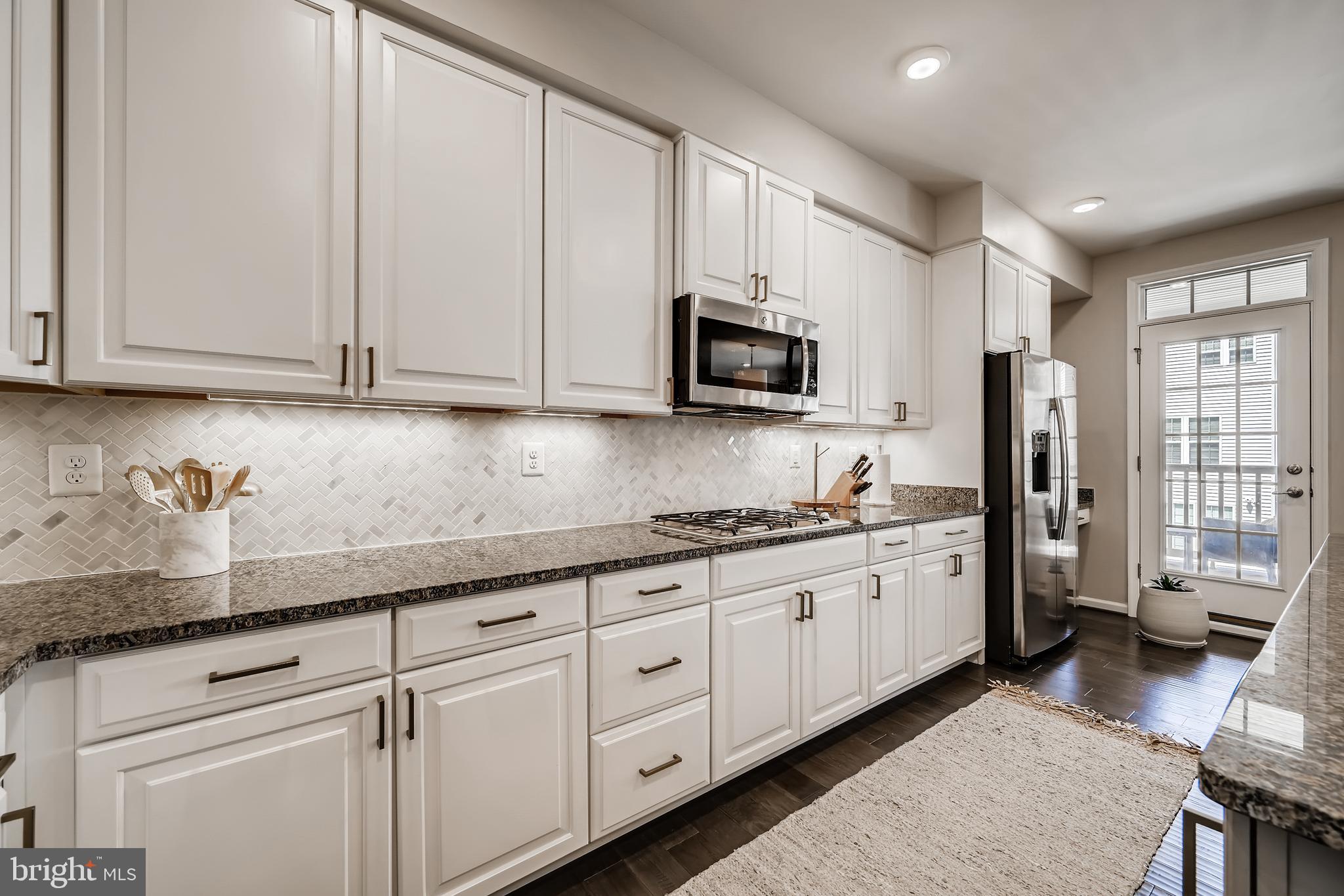 PINEY ORCHARD - Residential