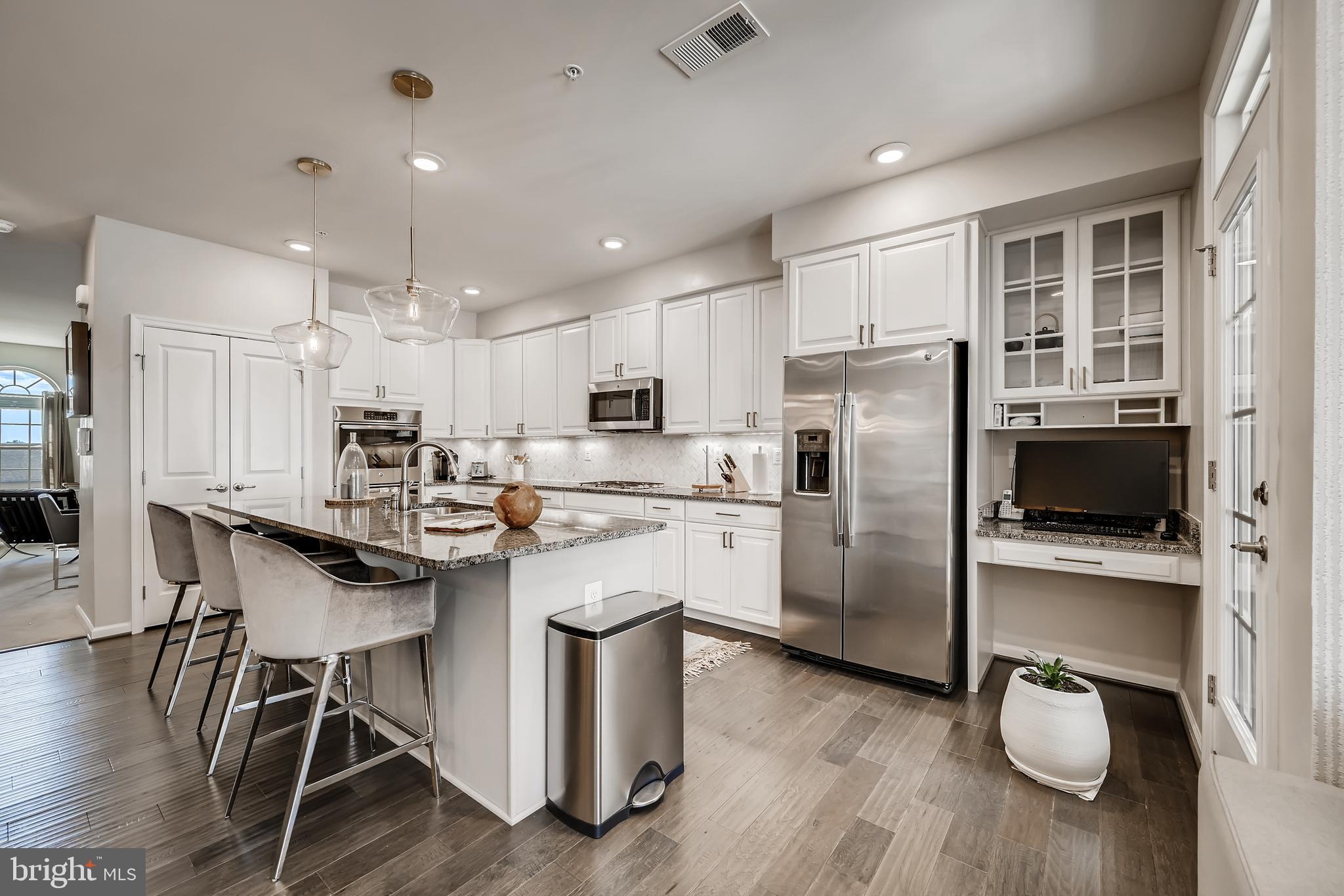 PINEY ORCHARD - Residential