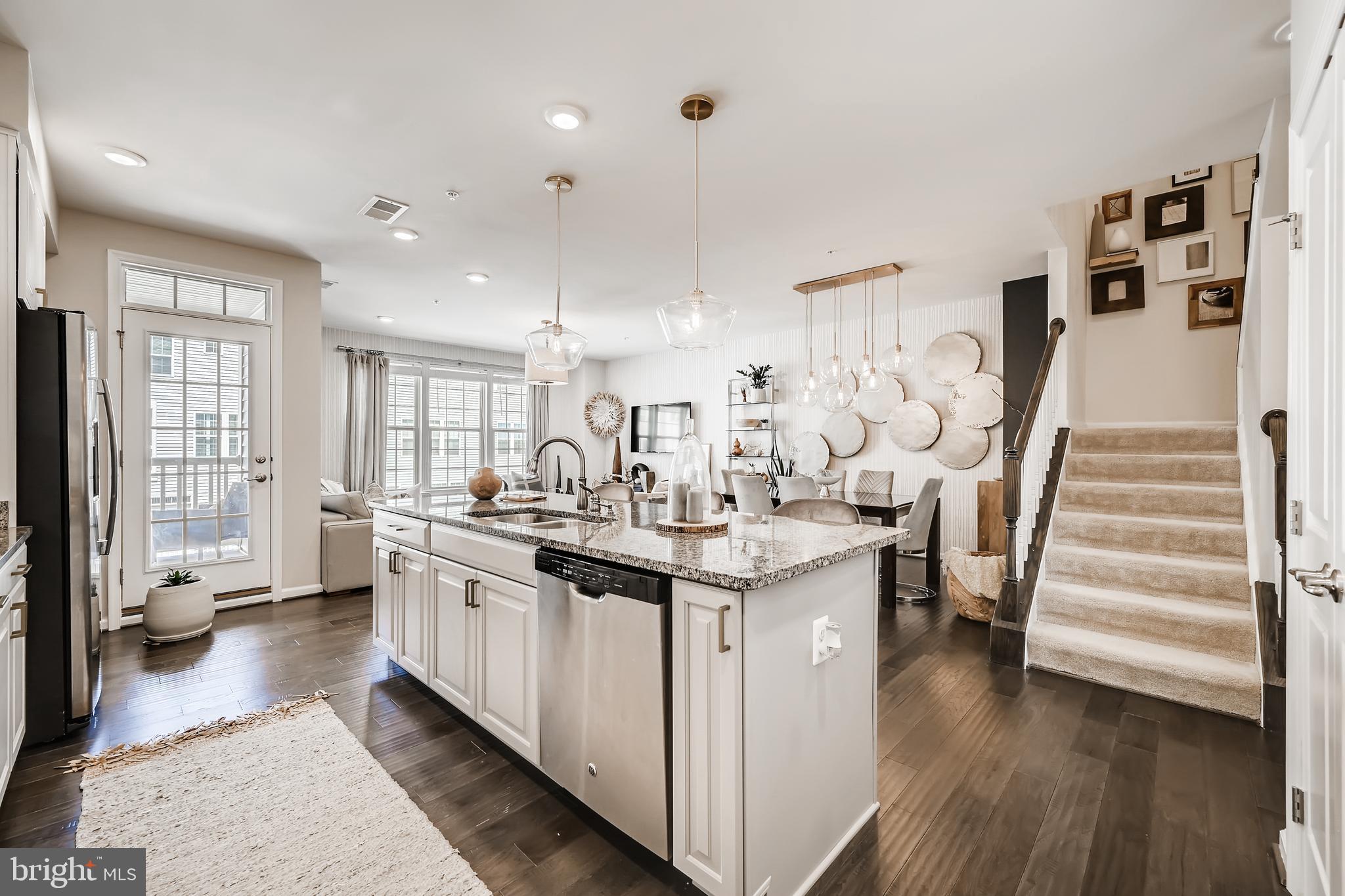 PINEY ORCHARD - Residential