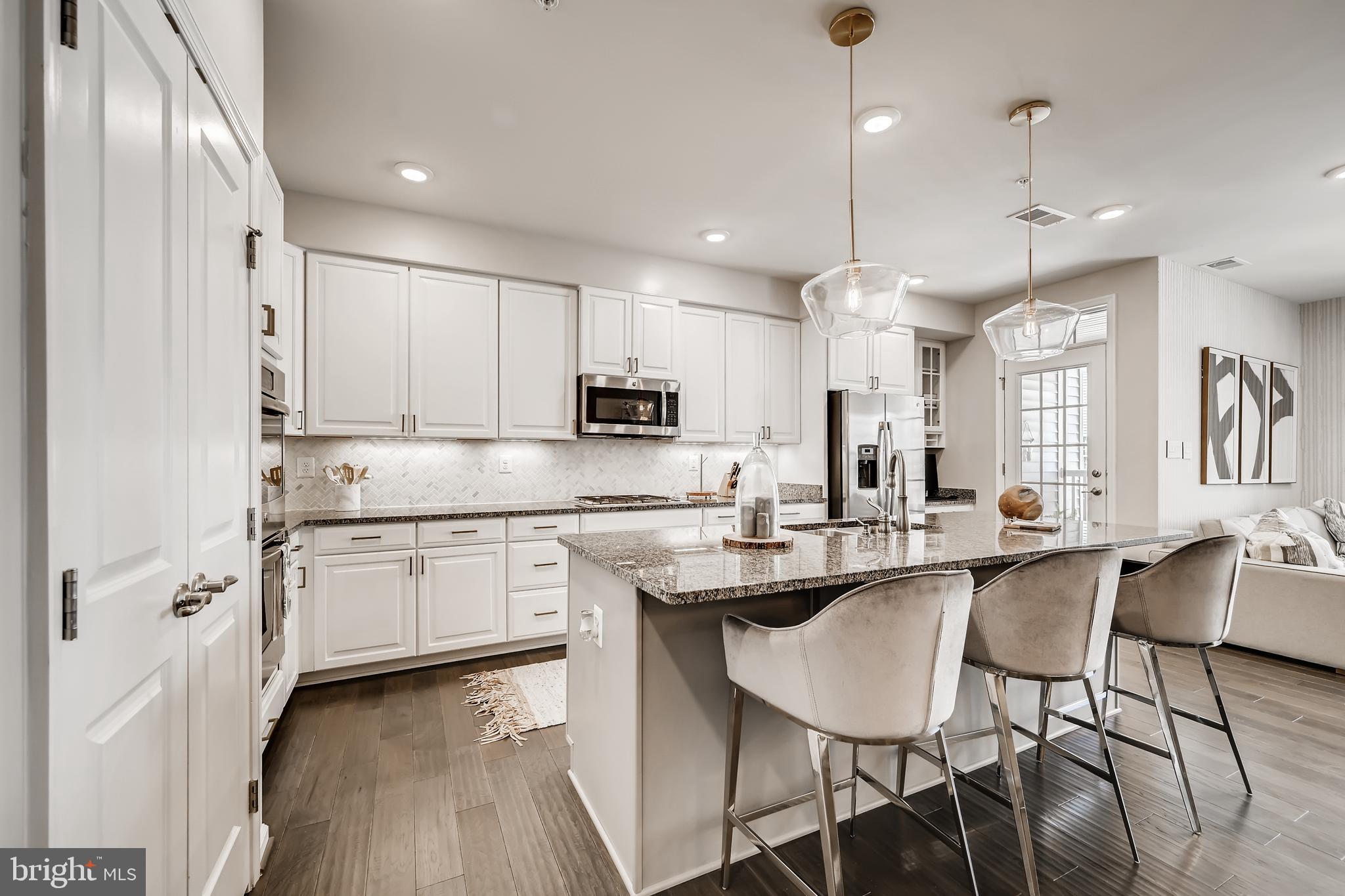 PINEY ORCHARD - Residential