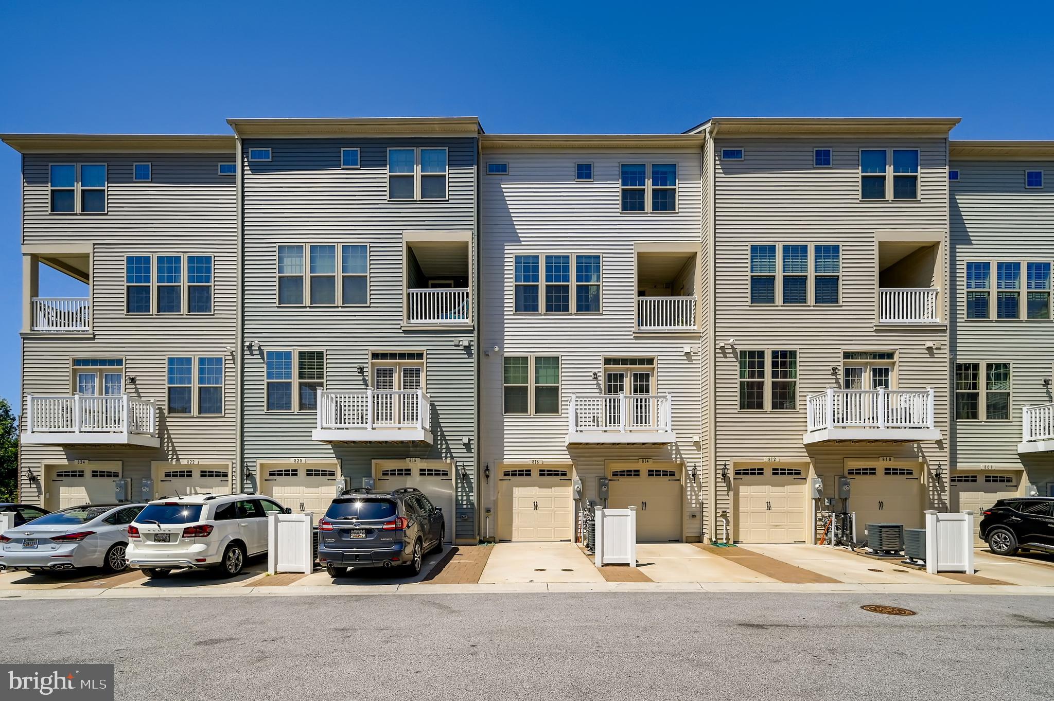 PINEY ORCHARD - Residential