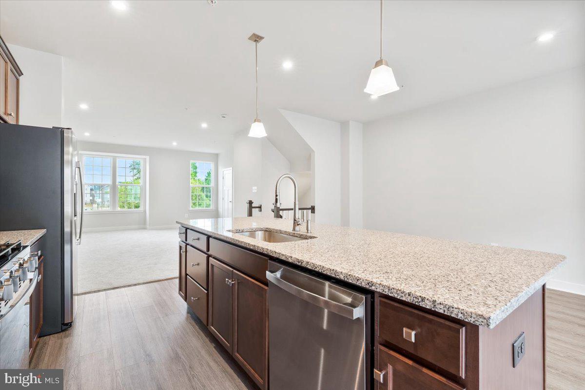 BELLE AIR TOWNHOMES - Residential Lease