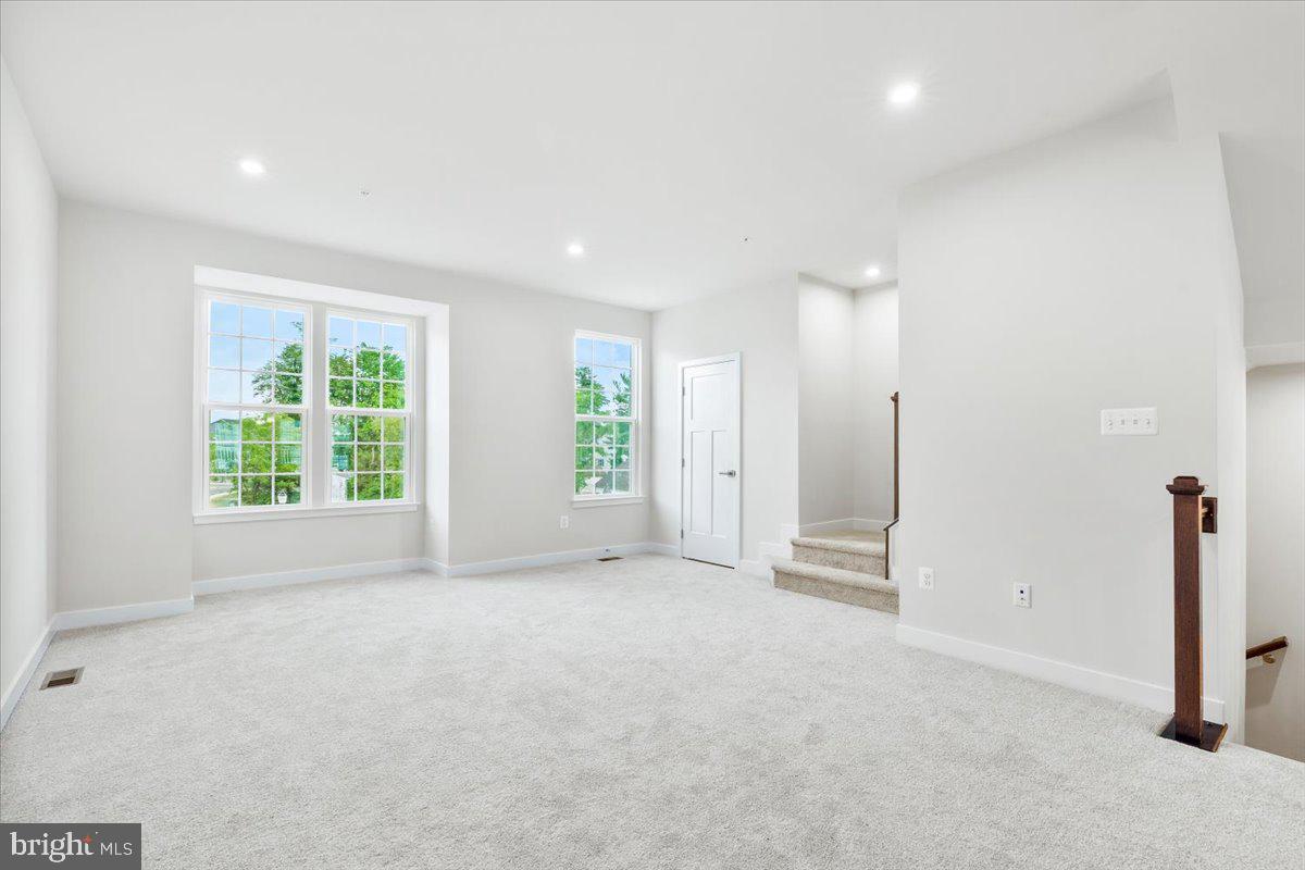 BELLE AIR TOWNHOMES - Residential Lease