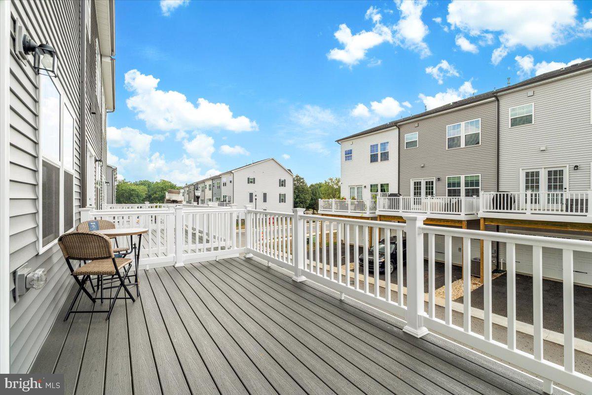 BELLE AIR TOWNHOMES - Residential Lease