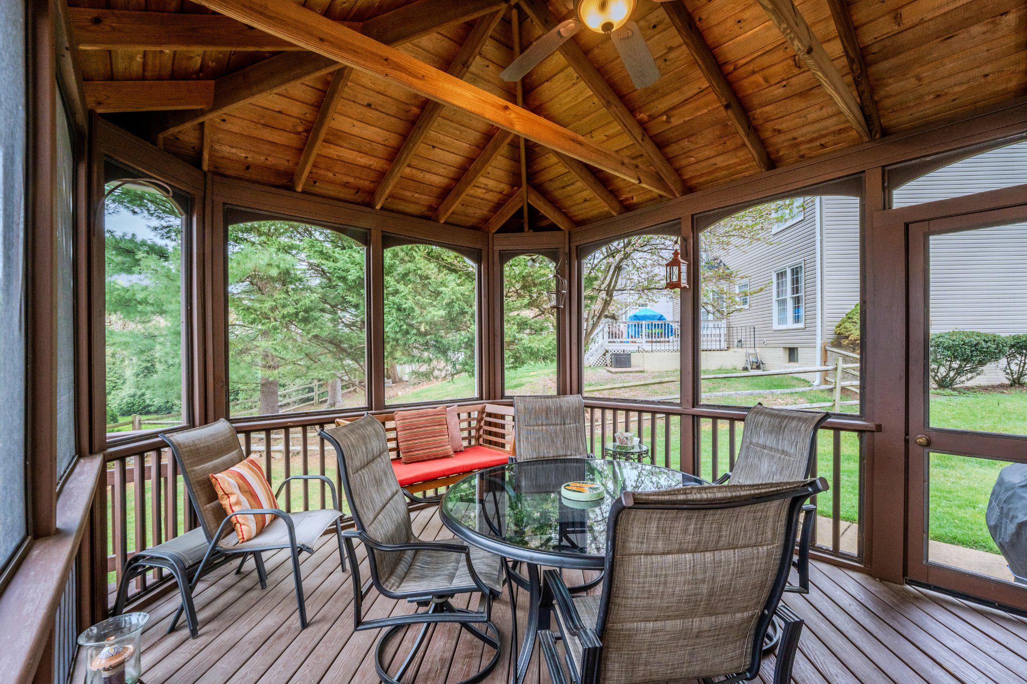 POTOMAC LAKES - Residential