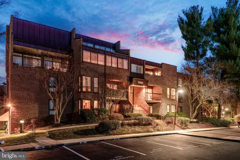 11252 Chestnut Grove Square Unit 147, Reston, VA 20190 - MLS#: VAFX2223844