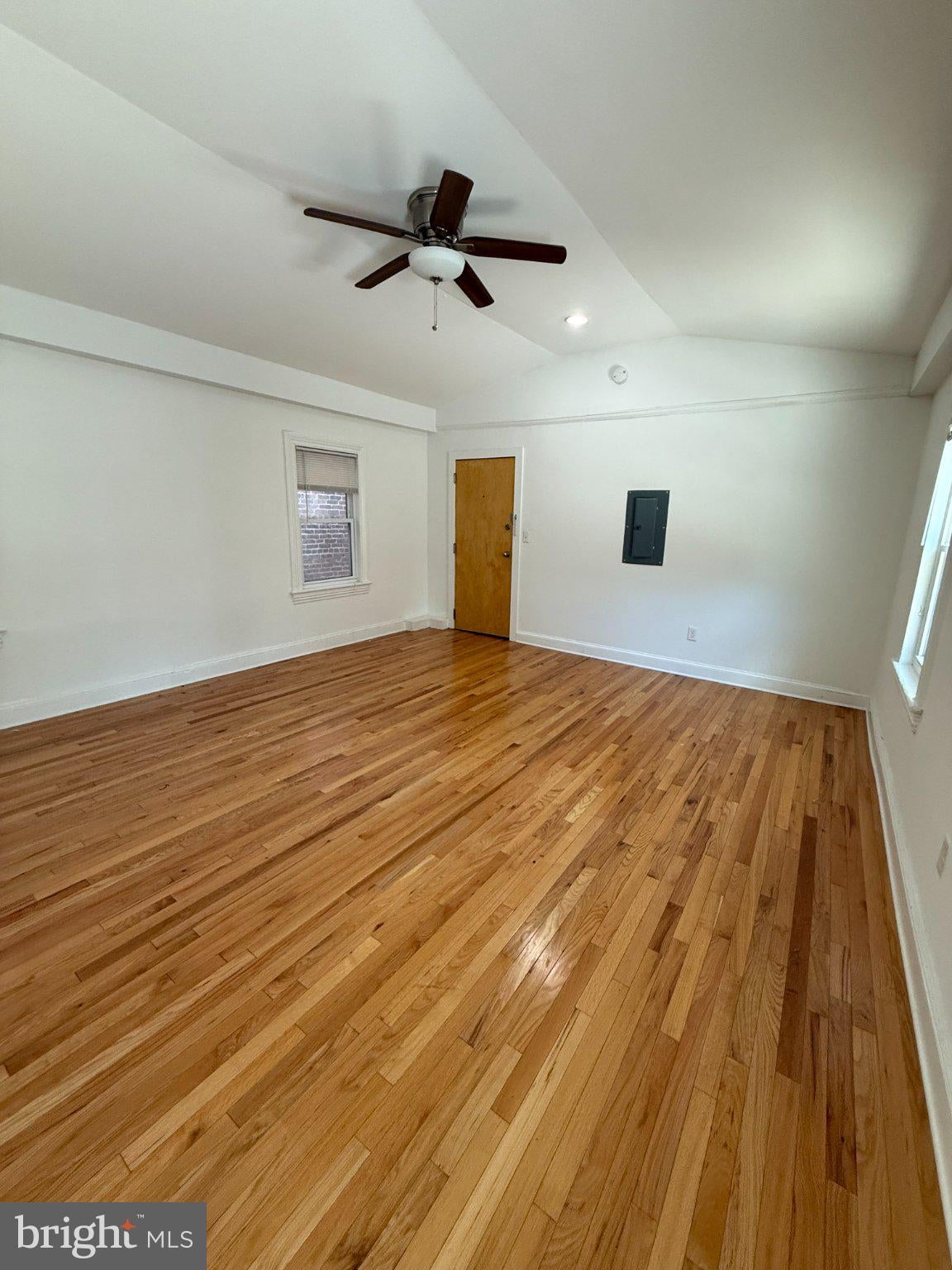 14 WITHERSPOON STREET 1