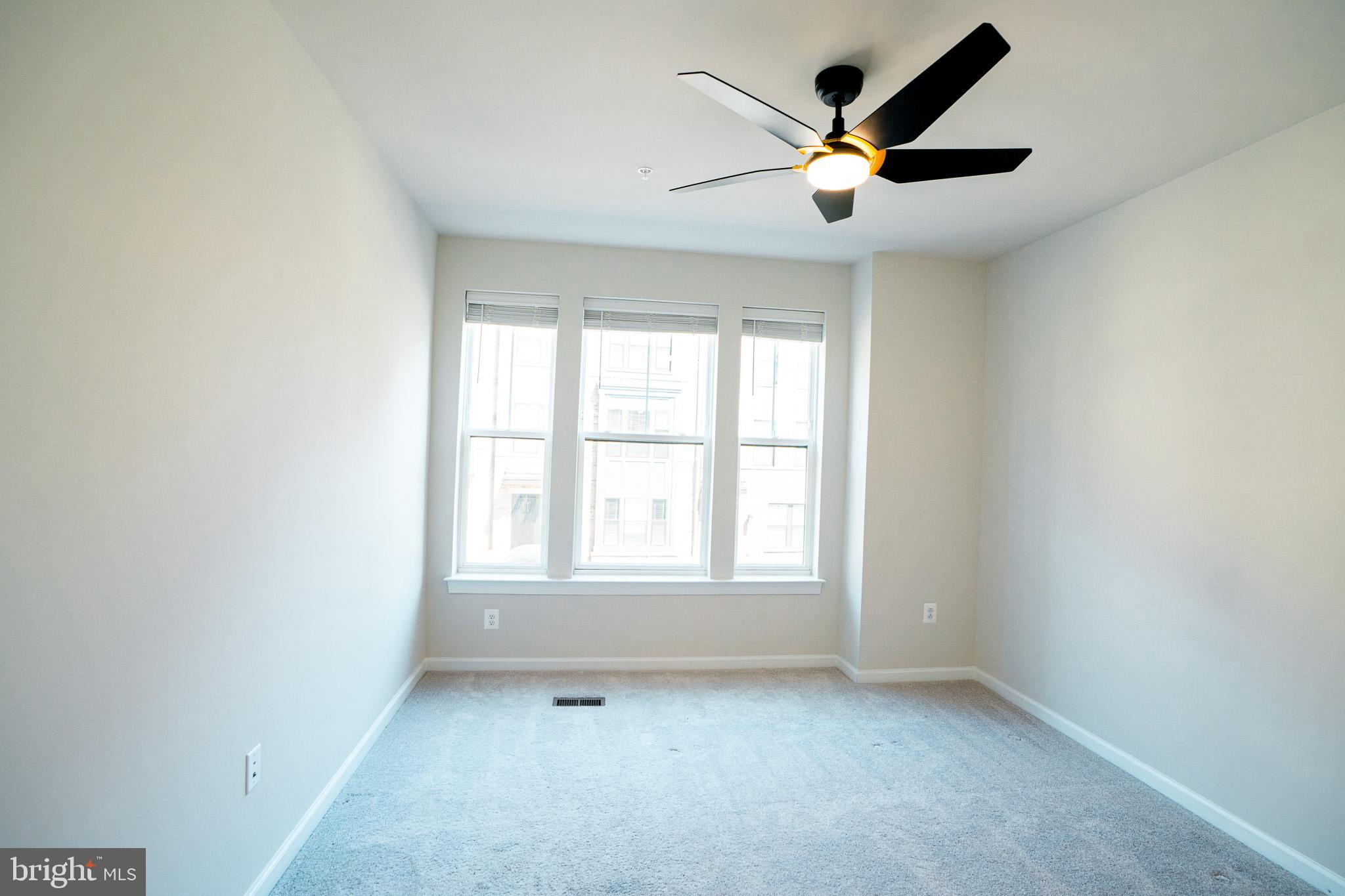 METRO WALK AT MOOREFIELD STATION - Residential