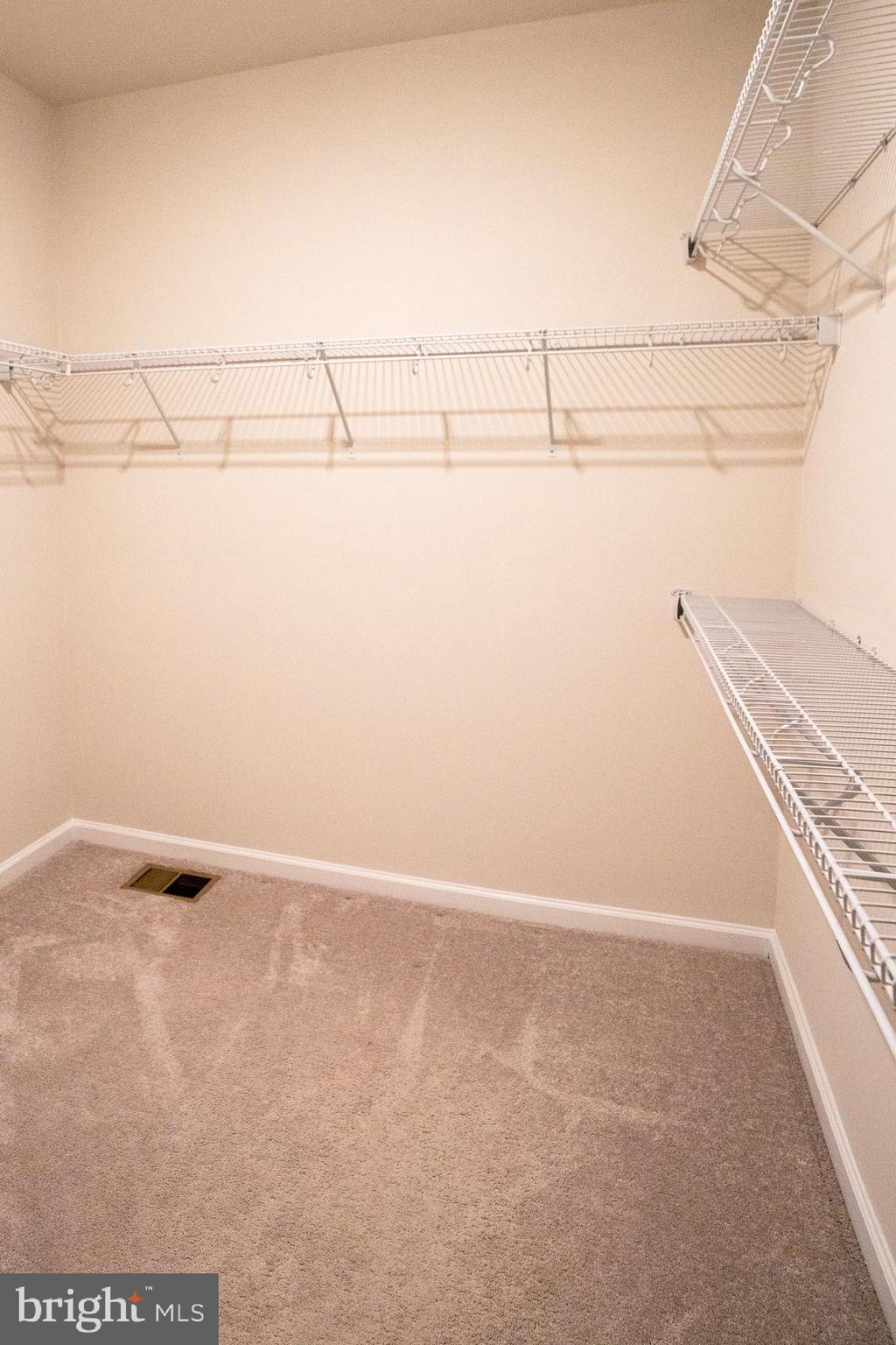 METRO WALK AT MOOREFIELD STATION - Residential