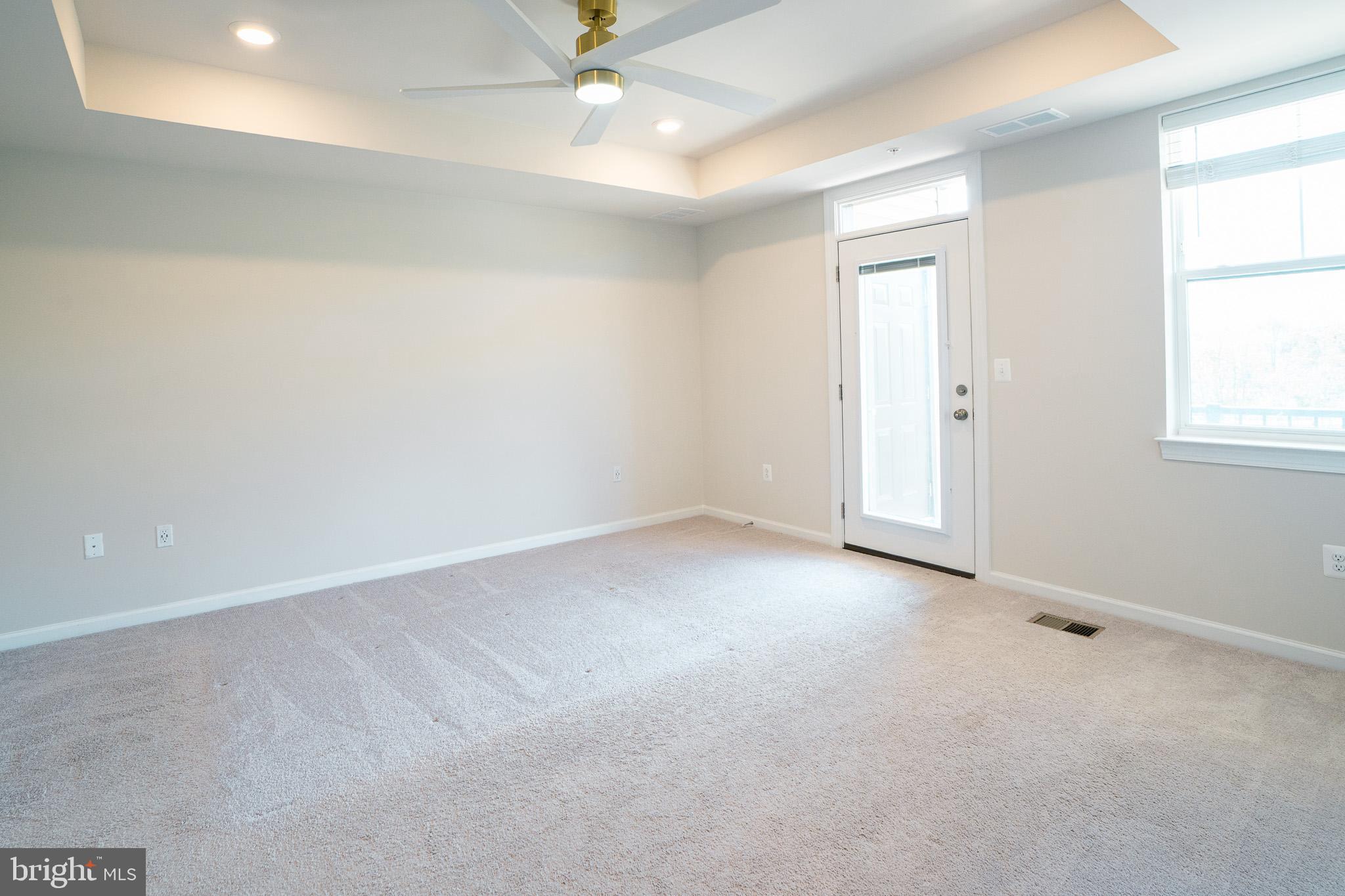 METRO WALK AT MOOREFIELD STATION - Residential