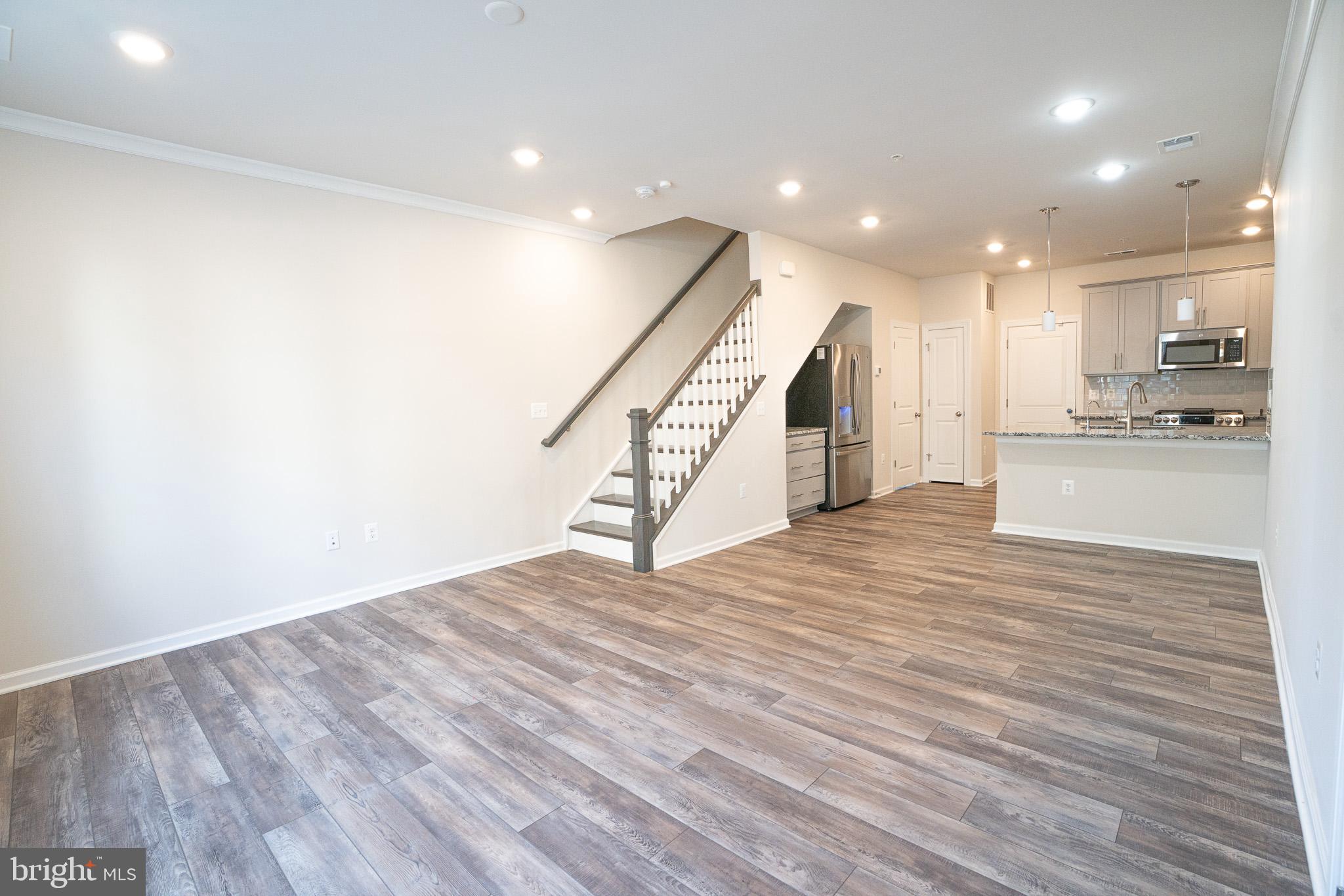 METRO WALK AT MOOREFIELD STATION - Residential