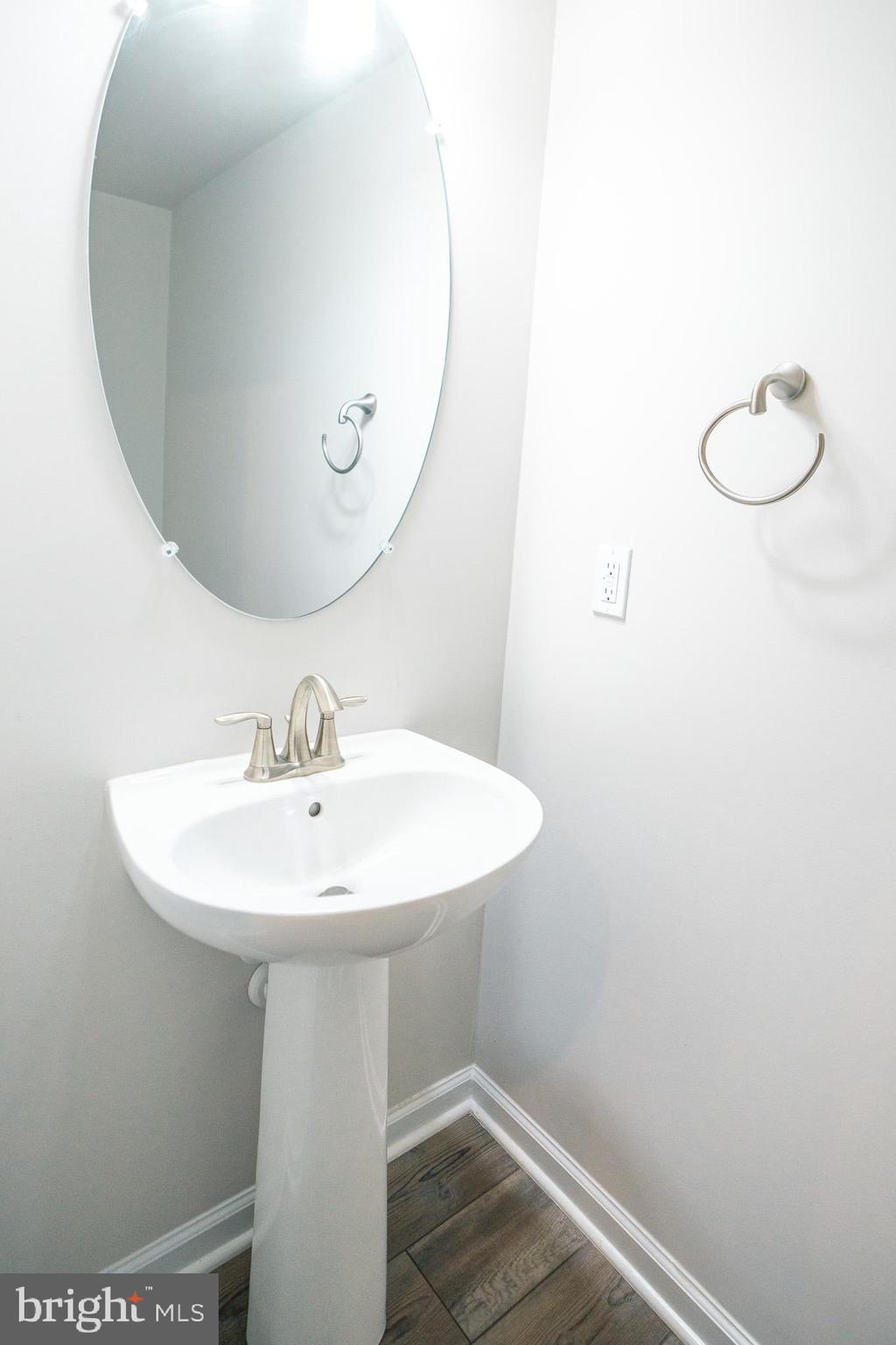 METRO WALK AT MOOREFIELD STATION - Residential