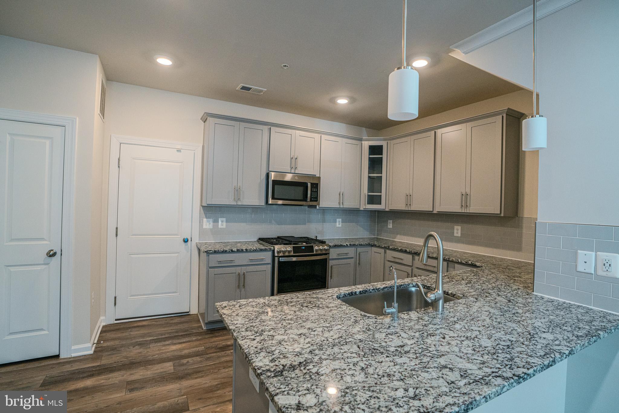 METRO WALK AT MOOREFIELD STATION - Residential