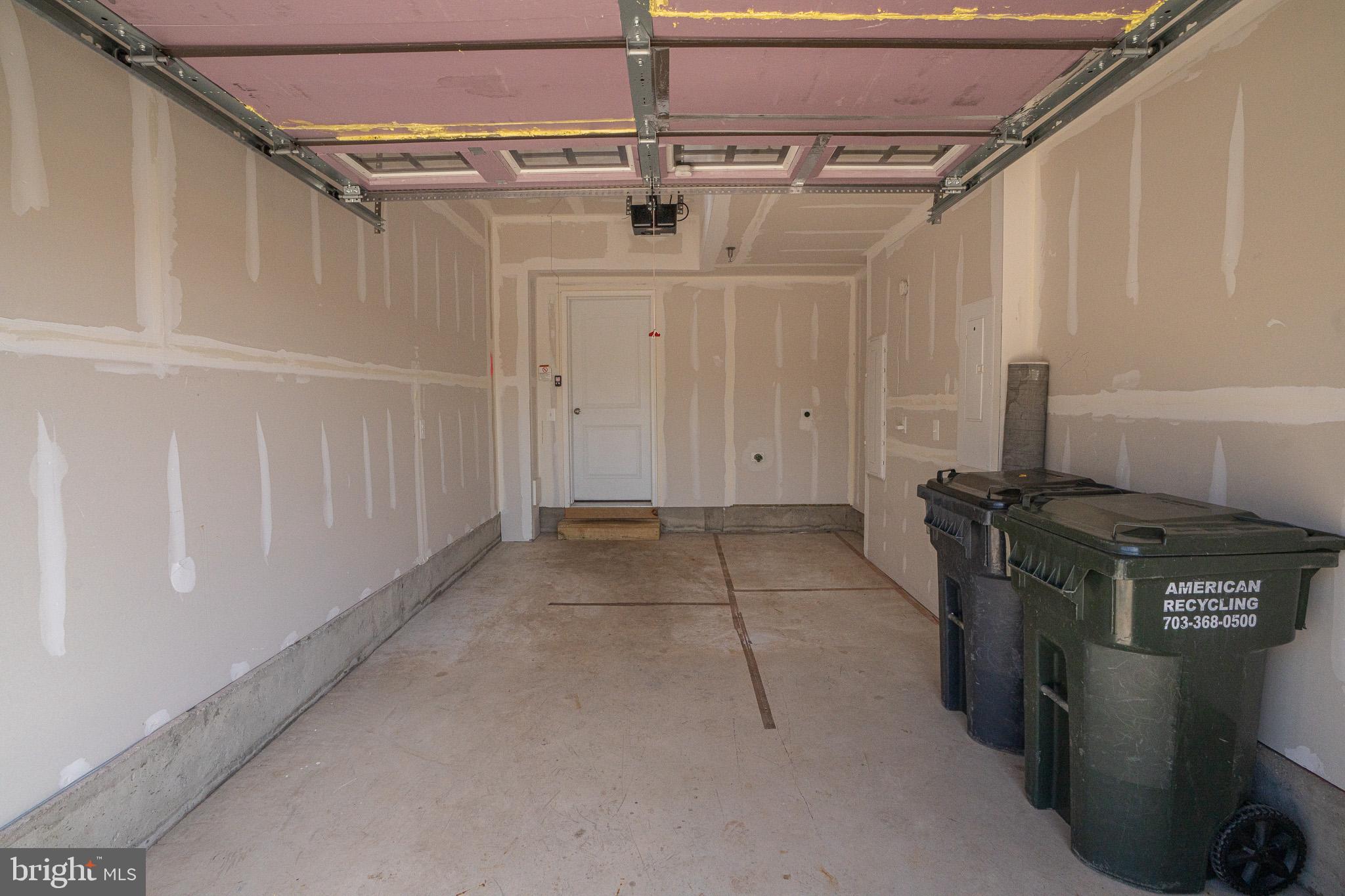 METRO WALK AT MOOREFIELD STATION - Residential