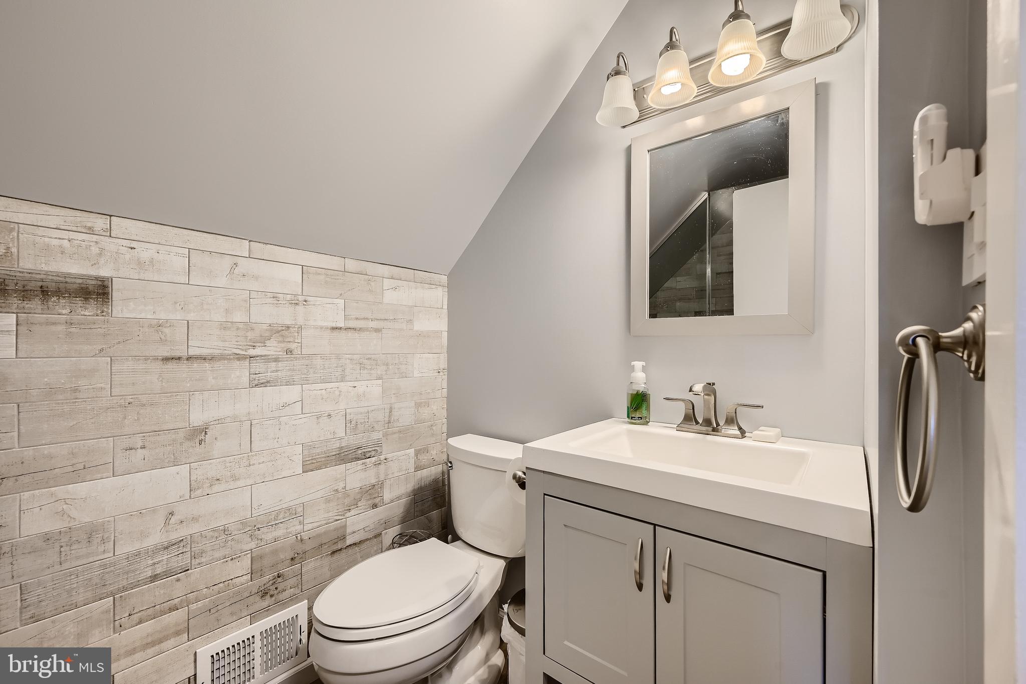 KENILWORTH AT BELAIR - Residential