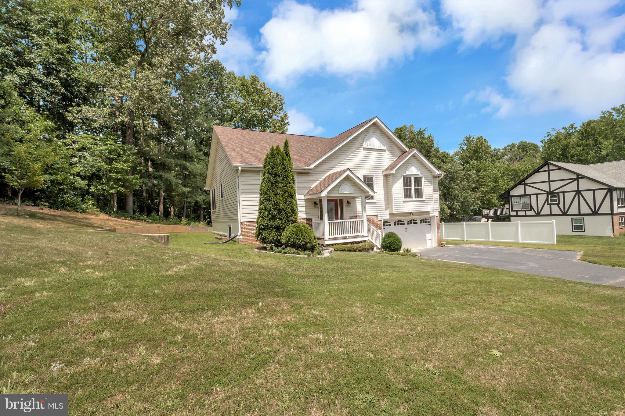 SHERATON OAKS - Residential