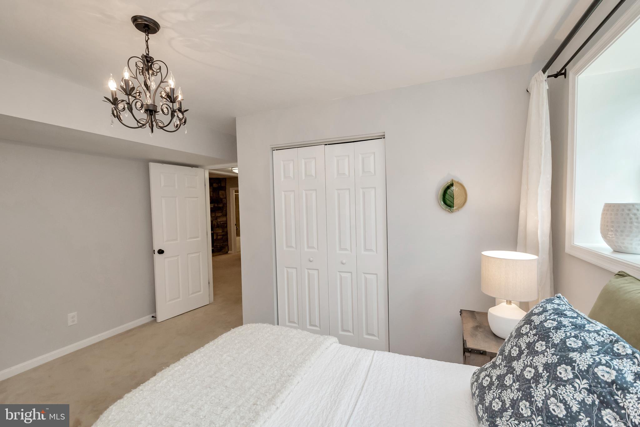 SHERATON OAKS - Residential