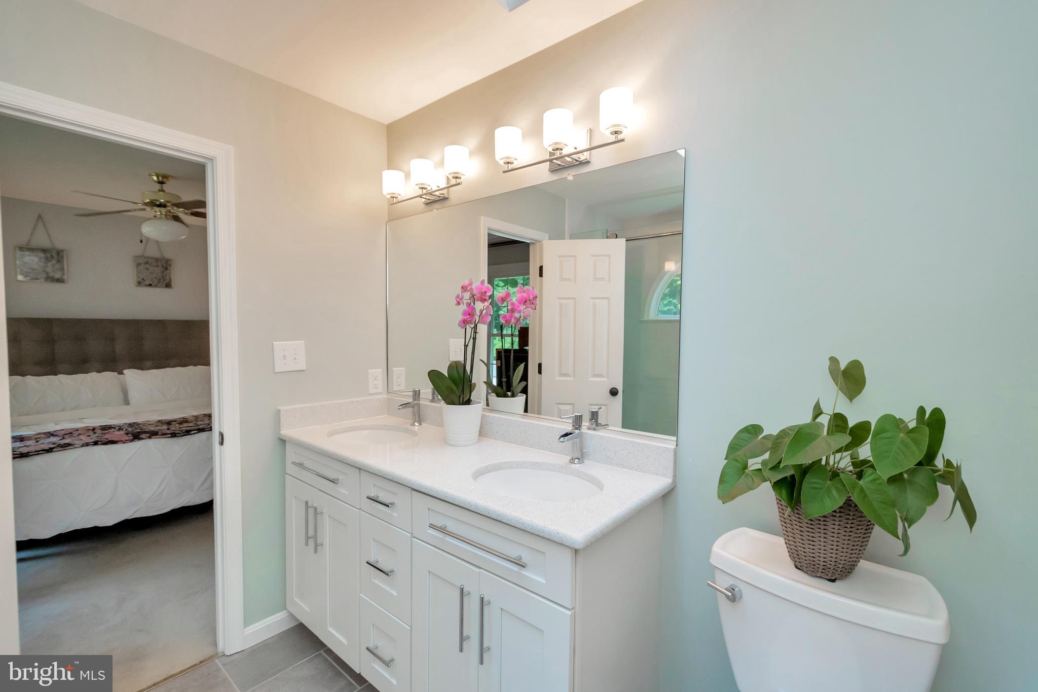 SHERATON OAKS - Residential