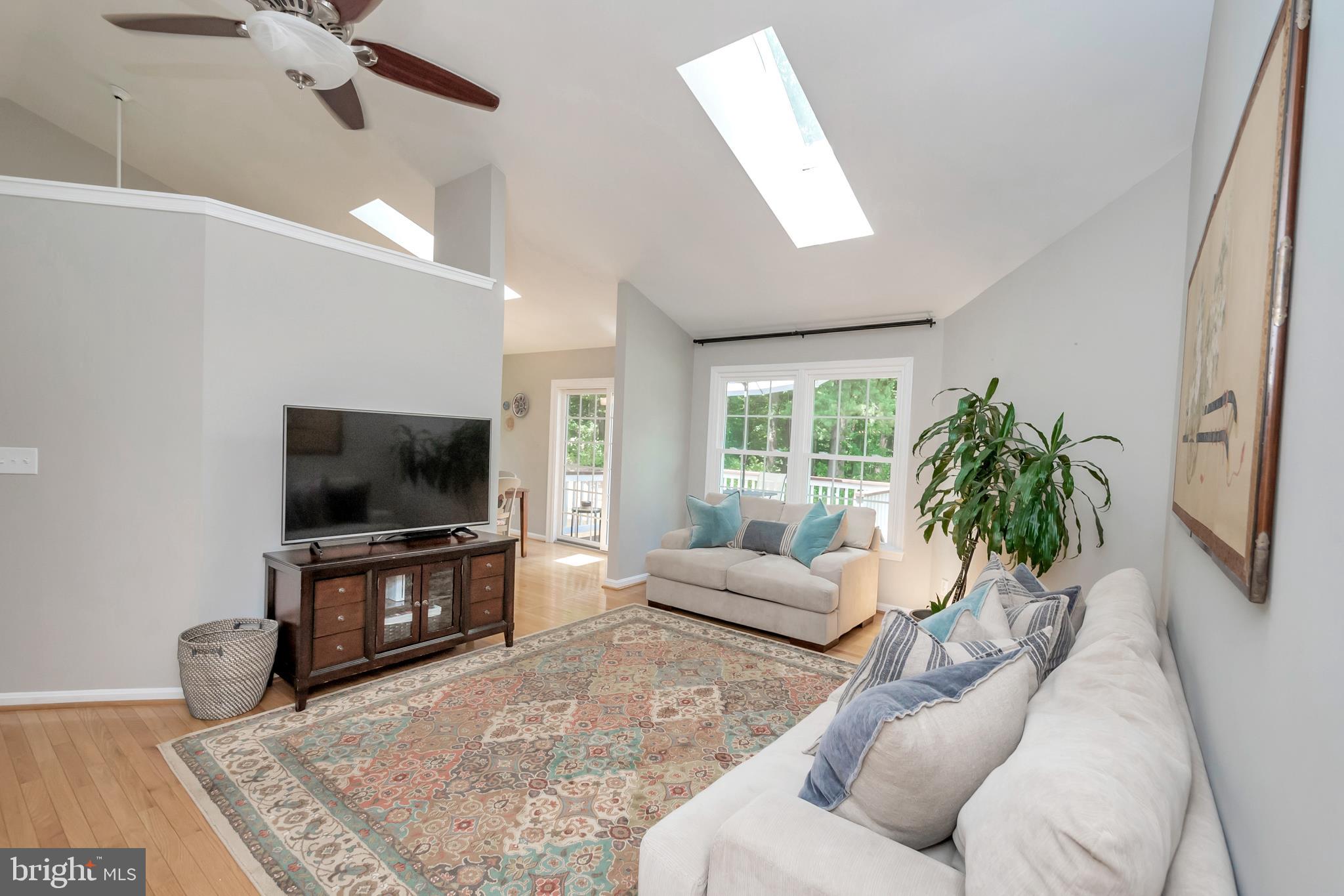 SHERATON OAKS - Residential