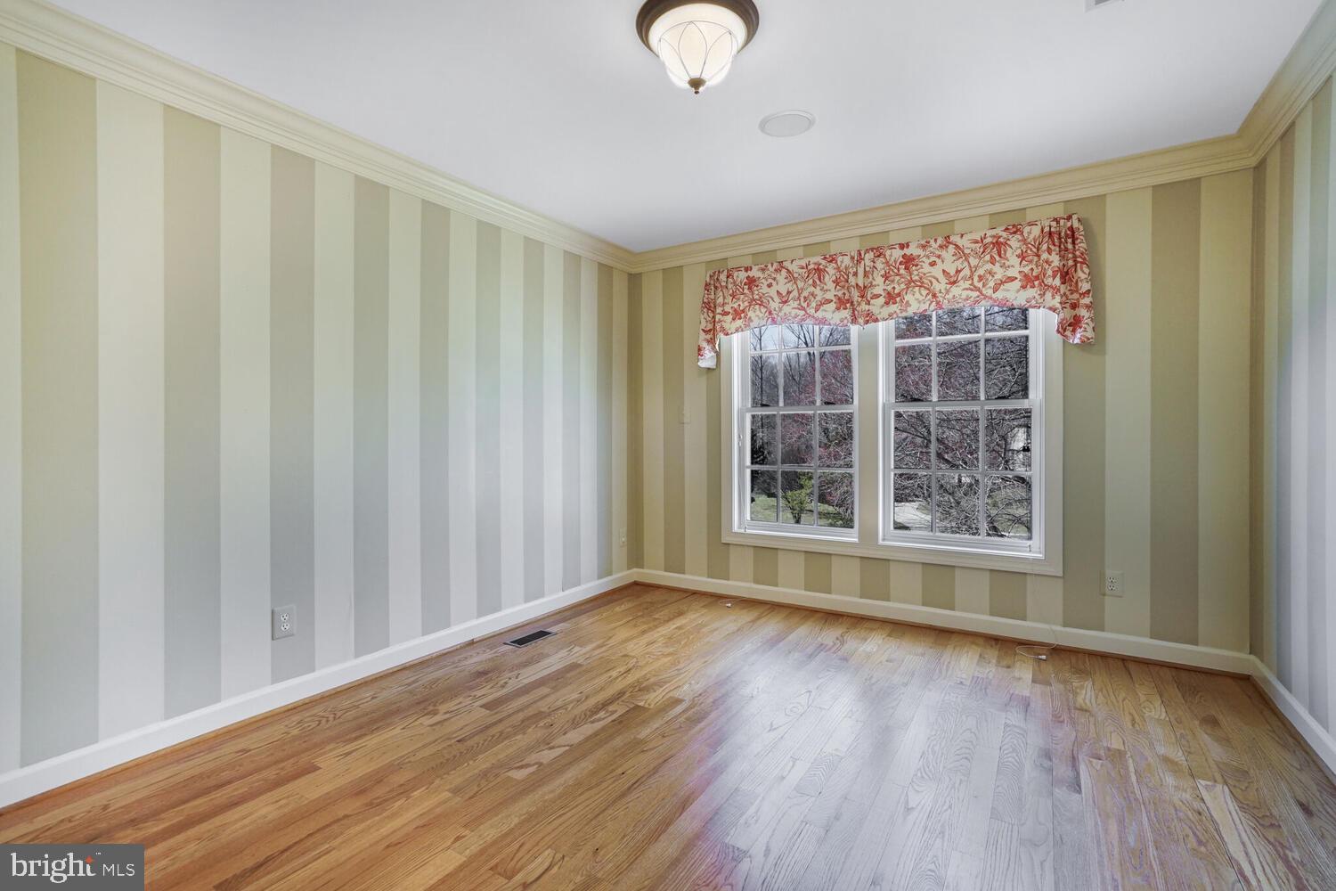 CRYSTAL SPRINGS - Residential