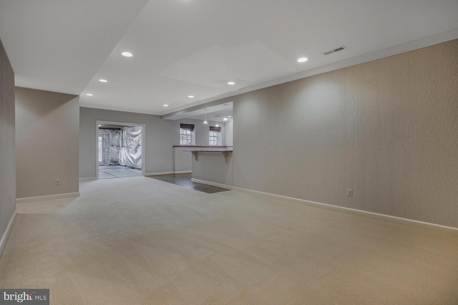 CRYSTAL SPRINGS - Residential