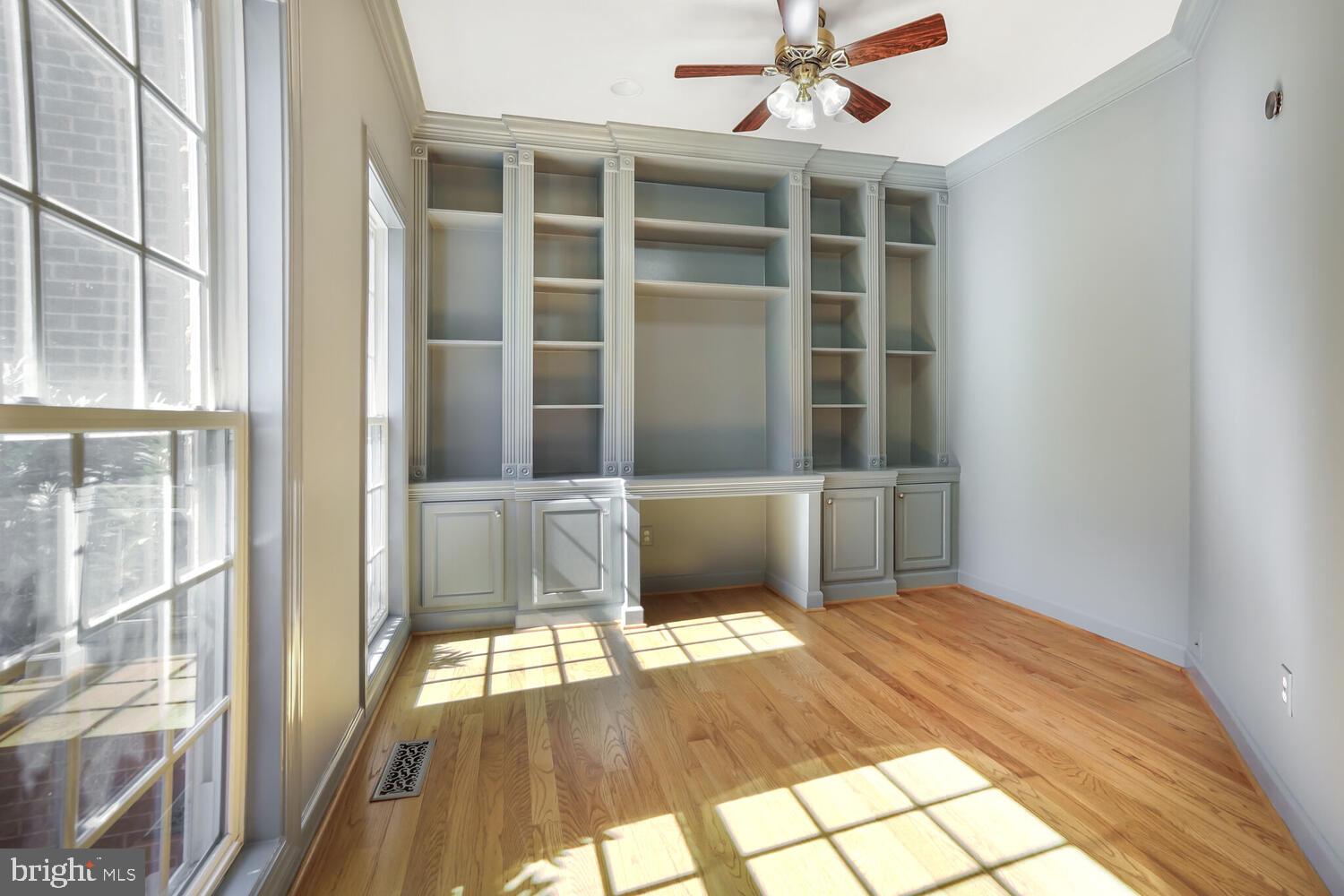 CRYSTAL SPRINGS - Residential