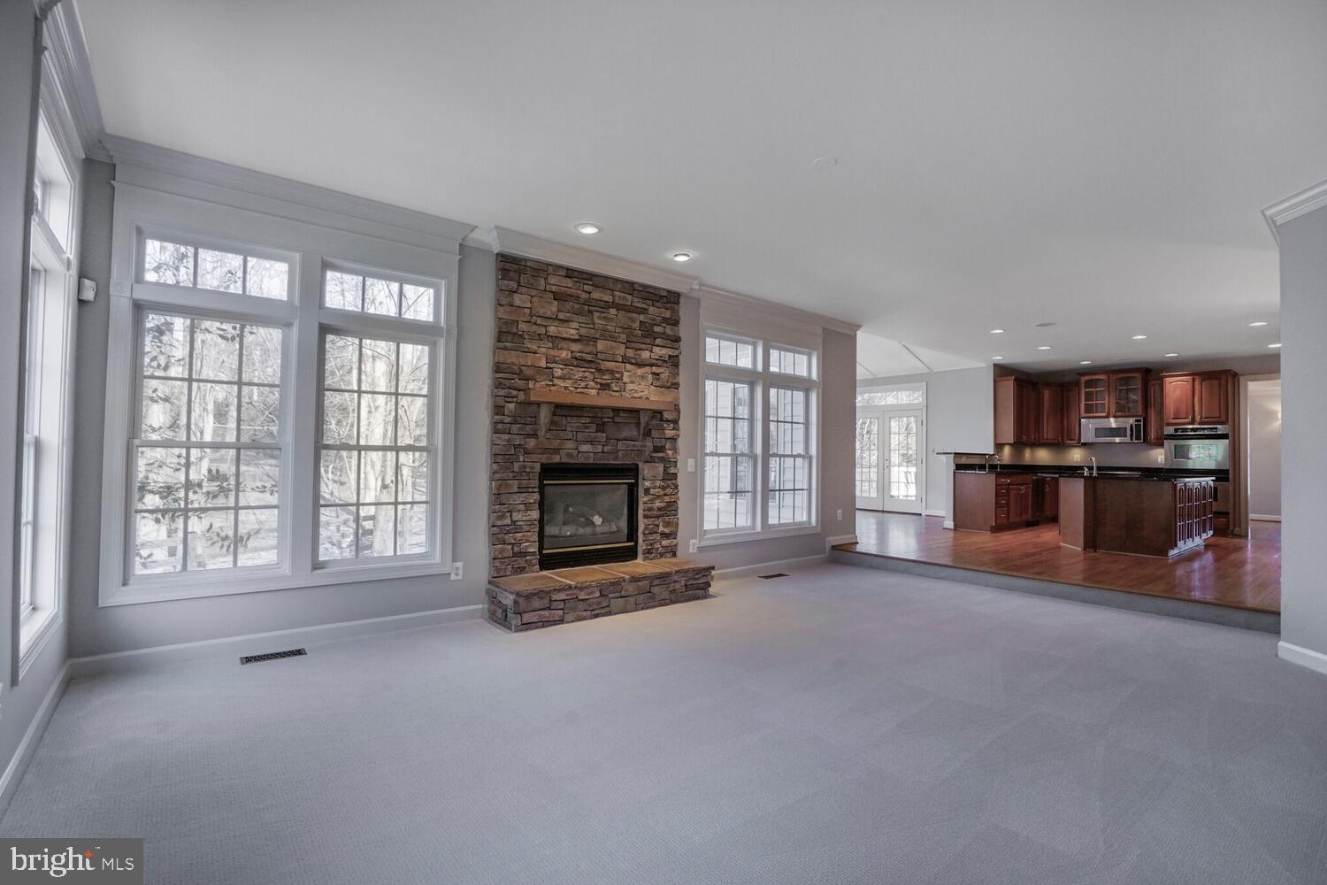 CRYSTAL SPRINGS - Residential