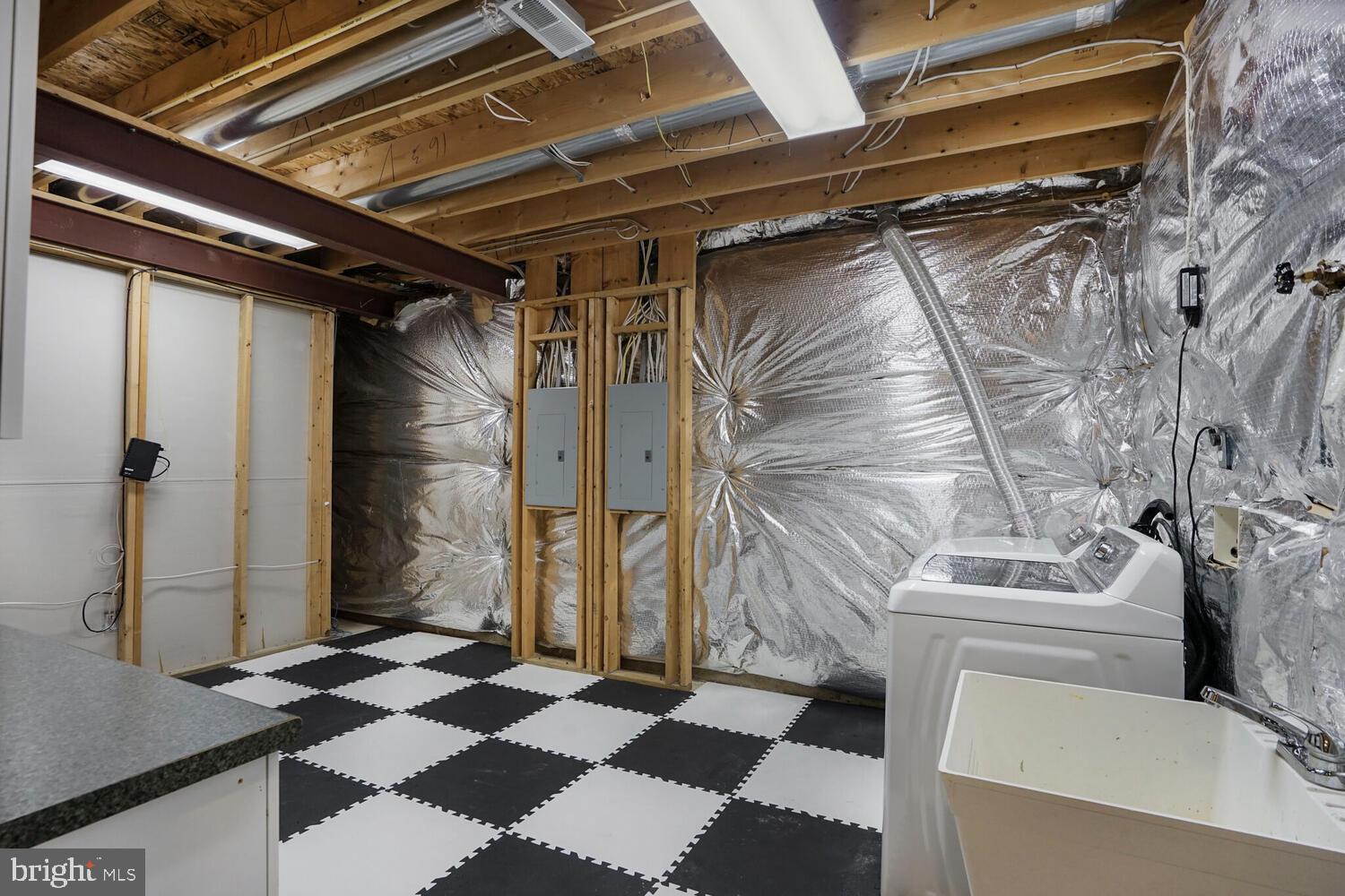 CRYSTAL SPRINGS - Residential