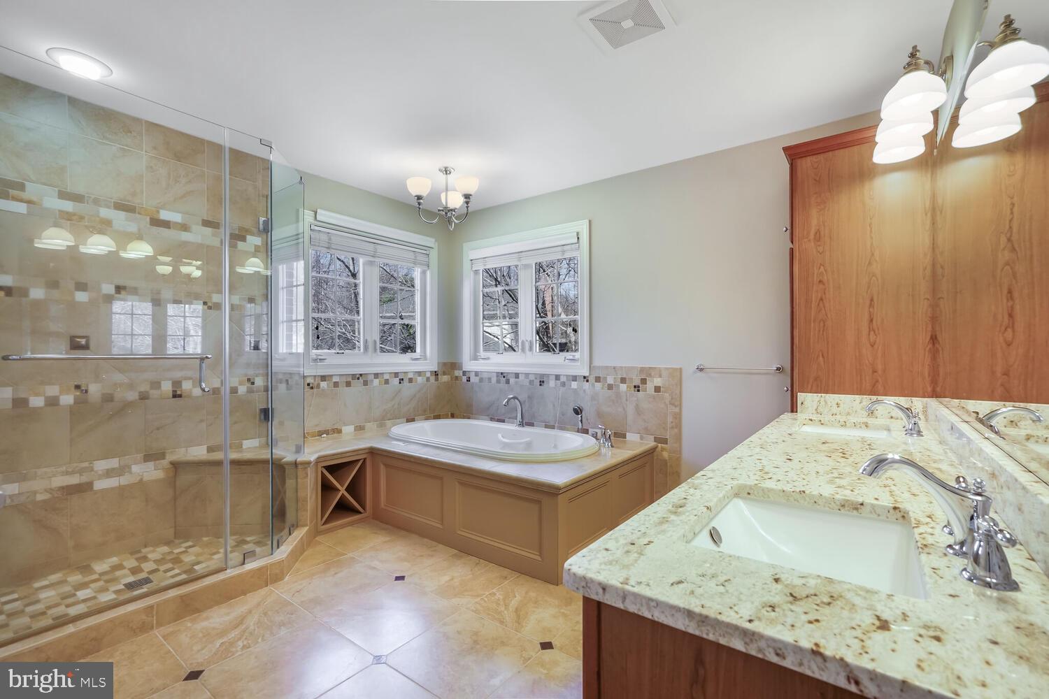 CRYSTAL SPRINGS - Residential