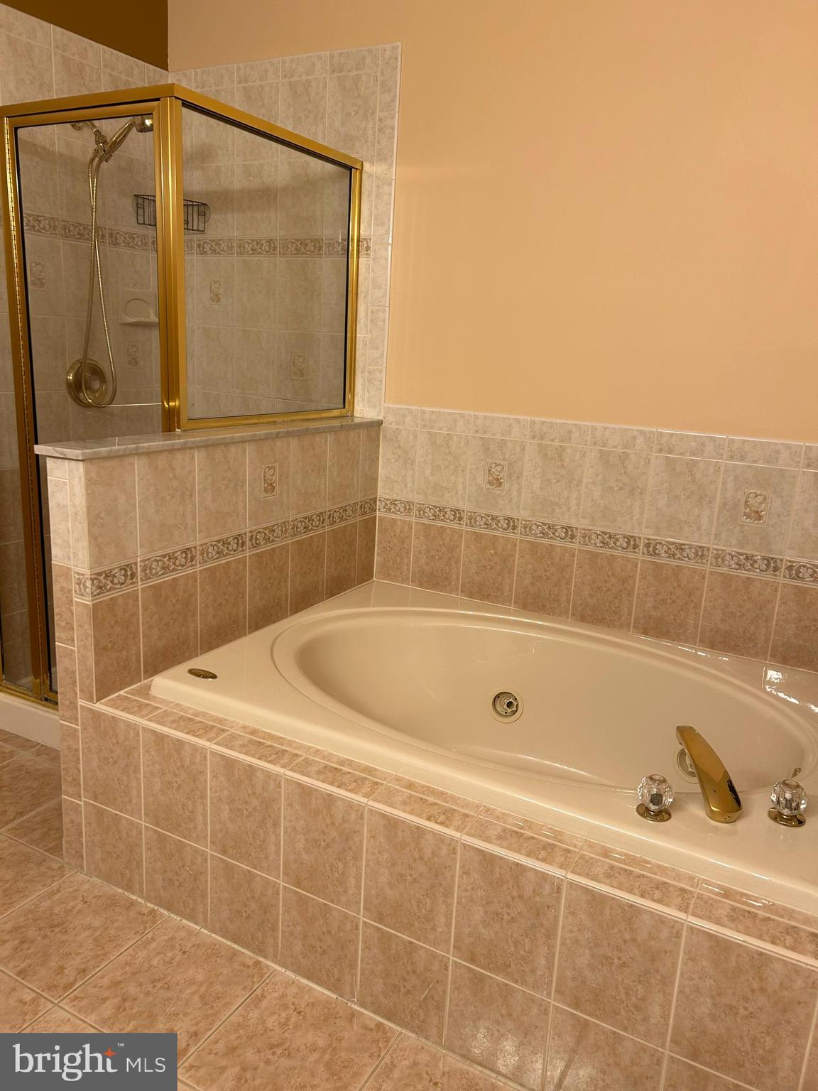 HERITAGE HILLS - Residential Lease