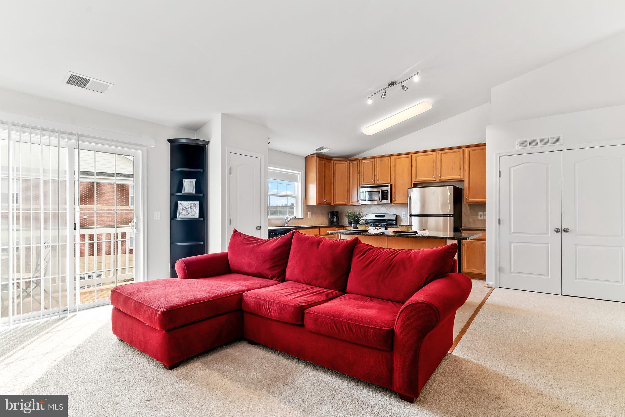 LINDEN ROW CONDOMINIUM - Residential