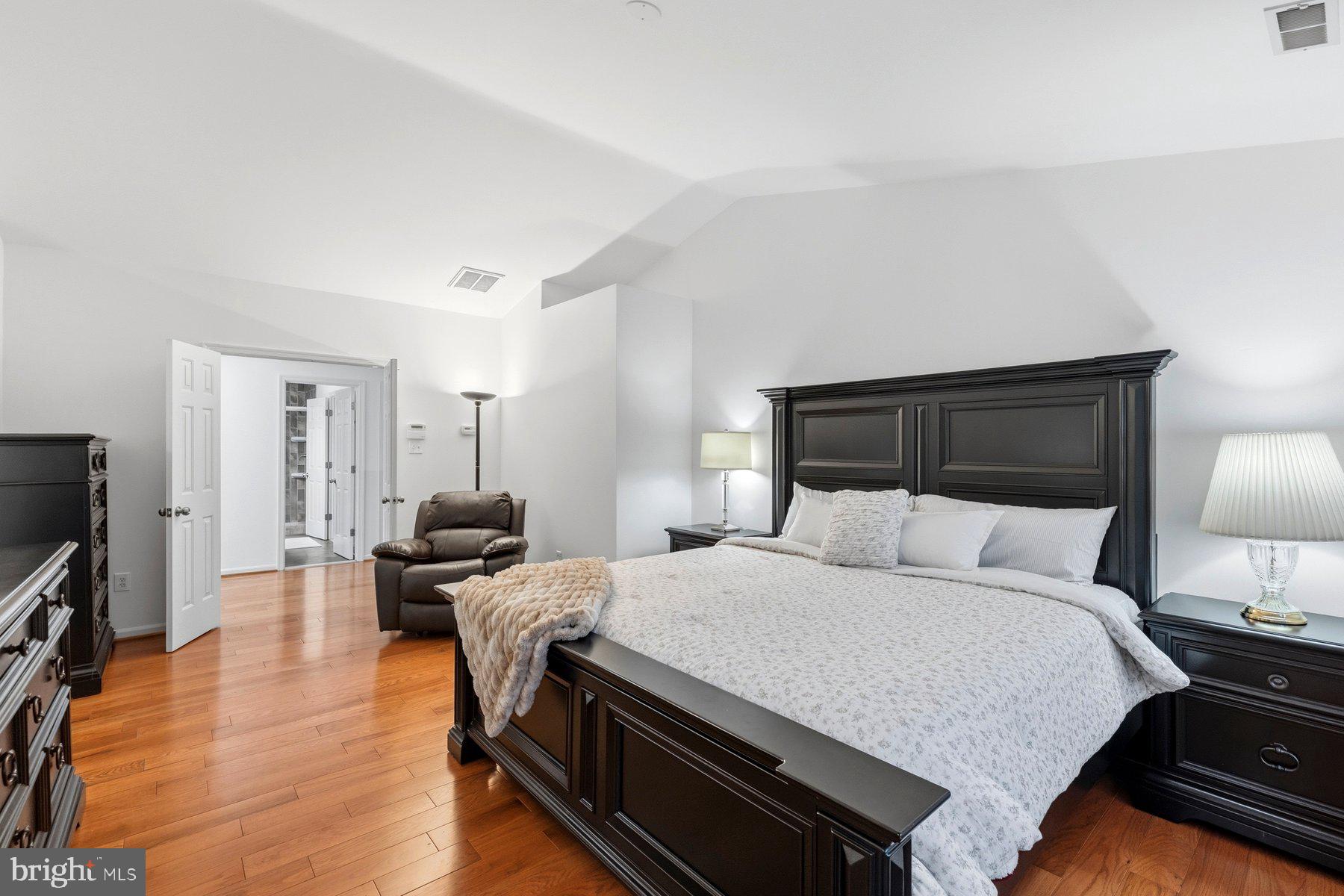 TRAILS AT WOODLOT - Residential