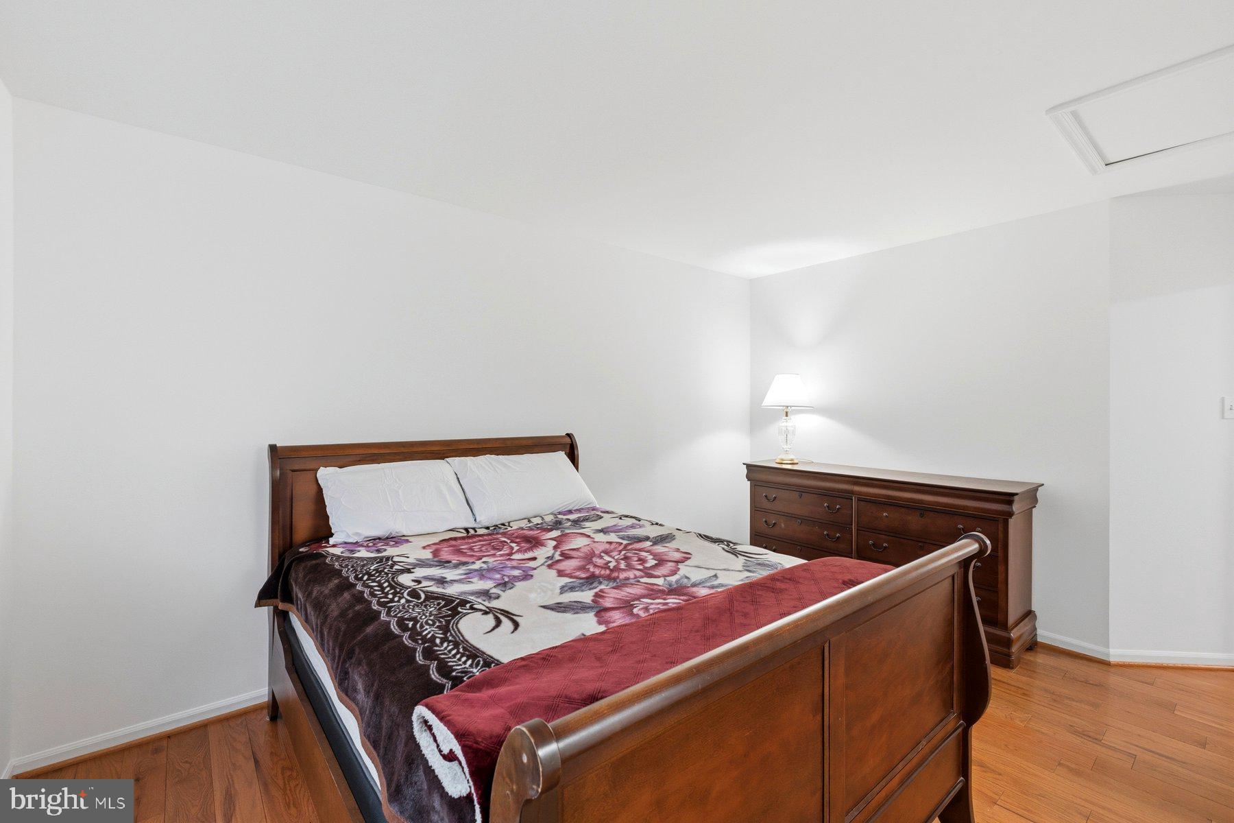 TRAILS AT WOODLOT - Residential