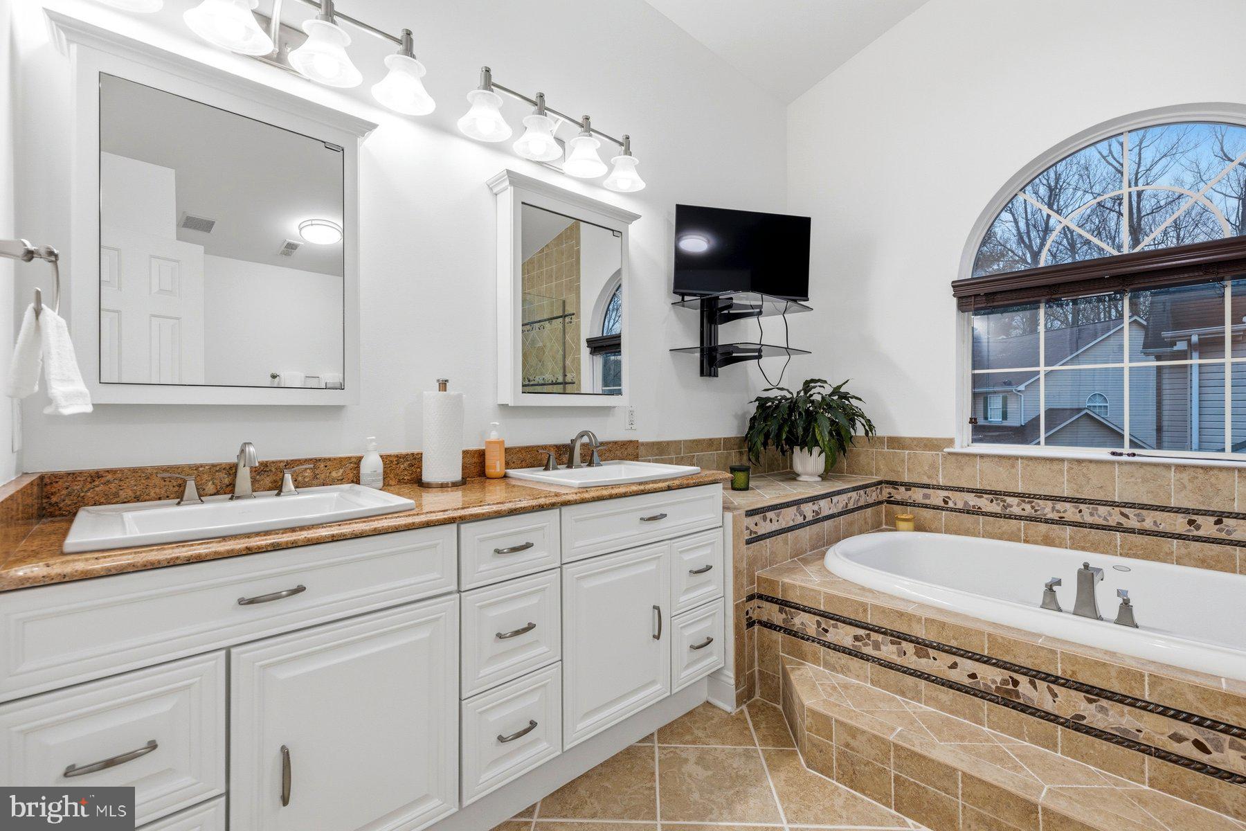 TRAILS AT WOODLOT - Residential