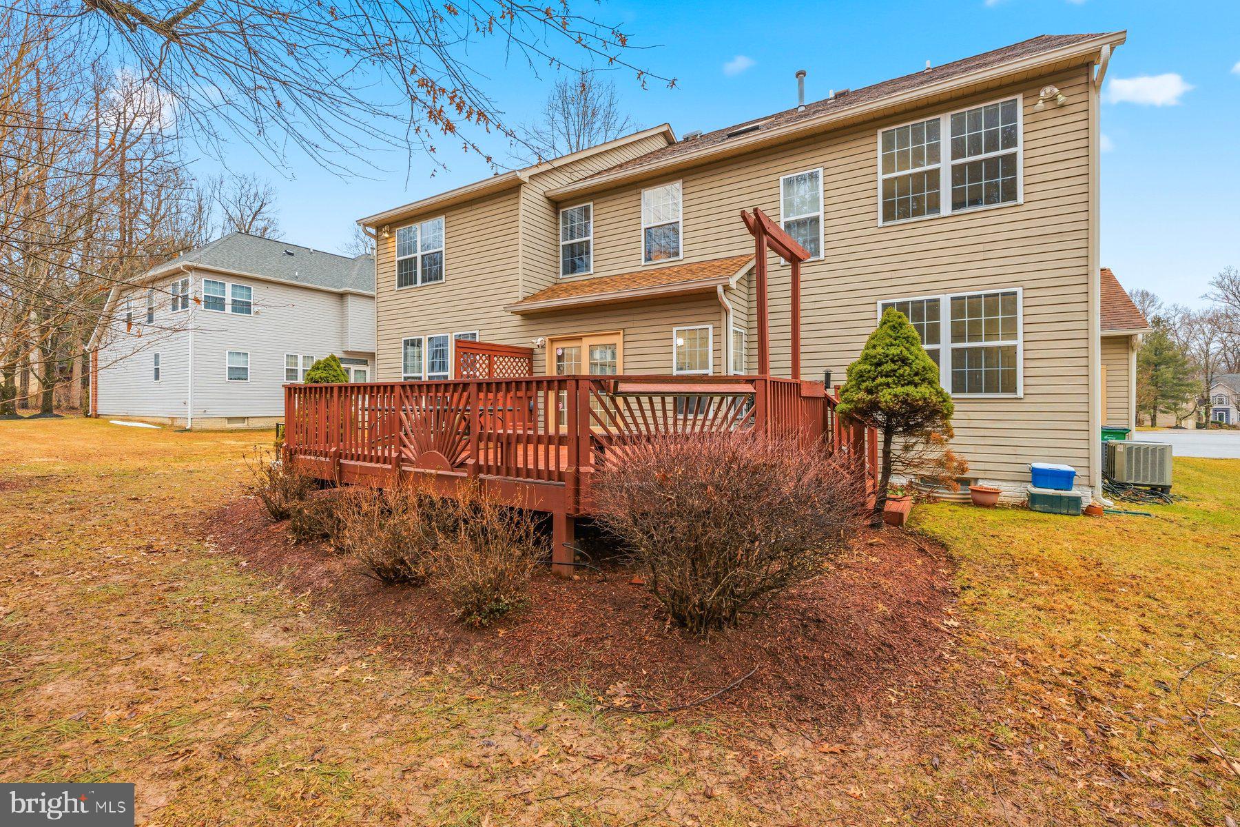 TRAILS AT WOODLOT - Residential