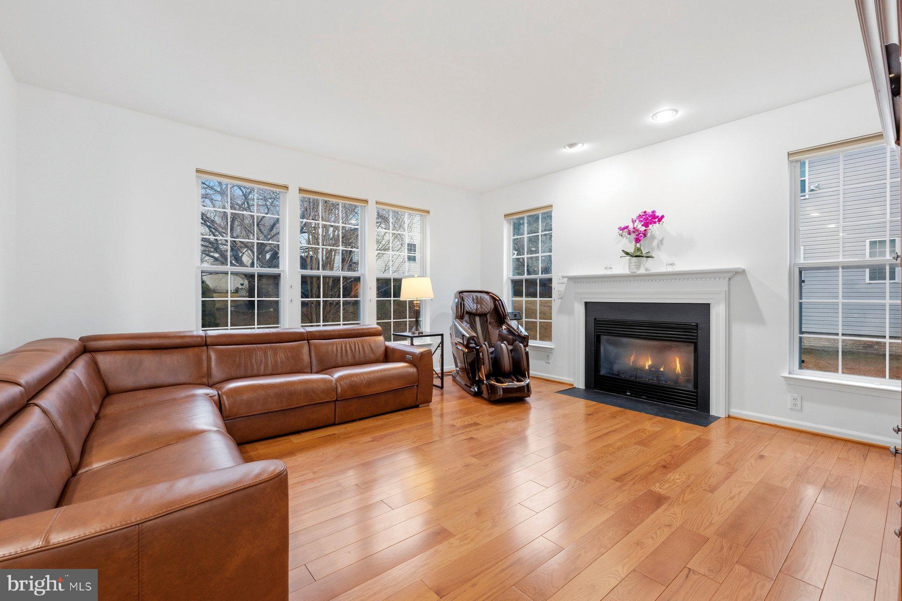 TRAILS AT WOODLOT - Residential